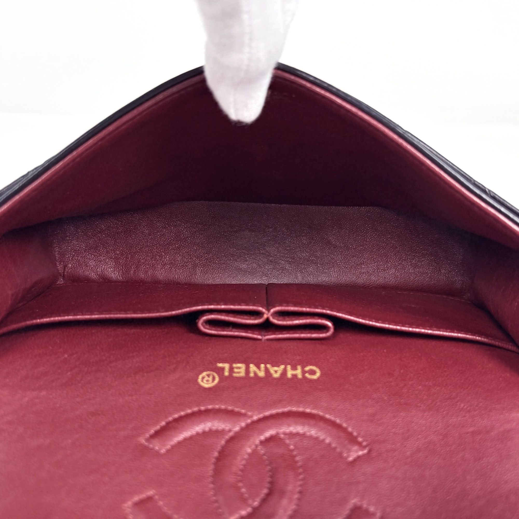 Leather Shoulder Bag (Pre-Owned) - Chanel - Modalova