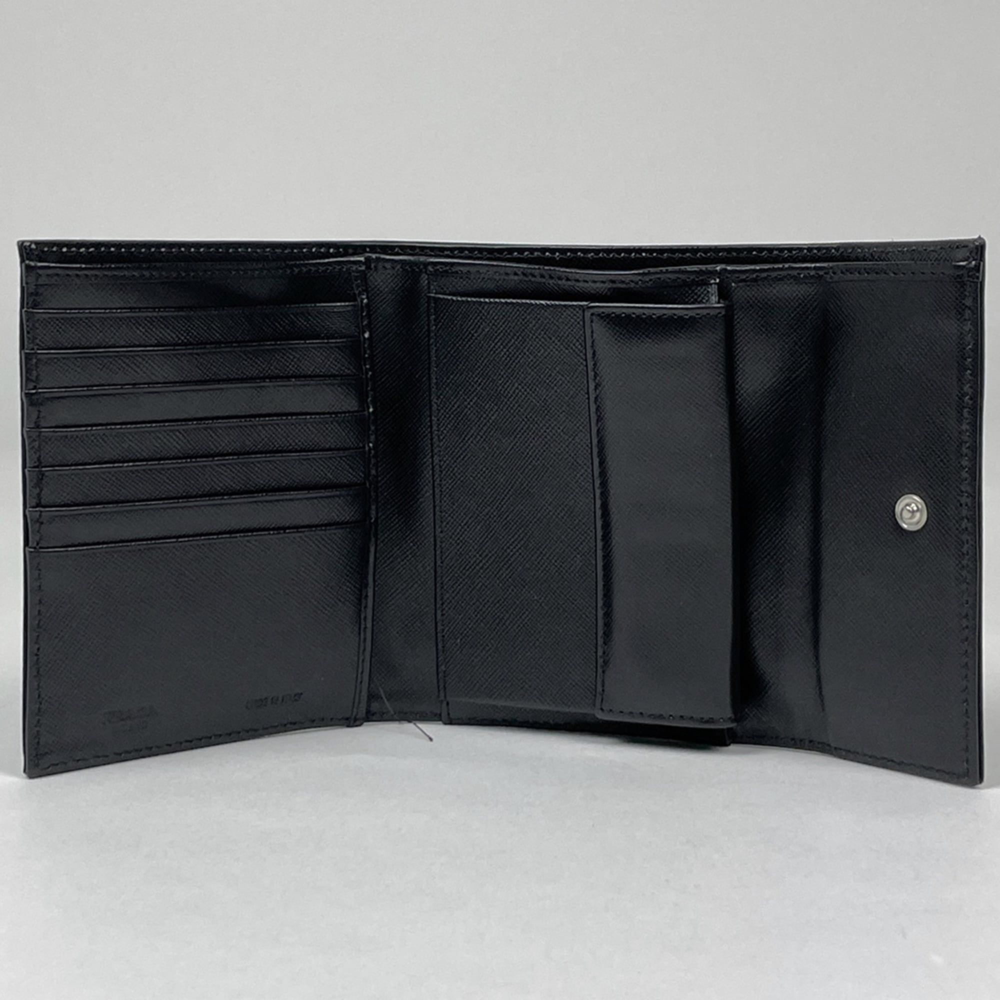 Nylon Wallet (Tri-Fold) (Pre-Owned) - Prada - Modalova