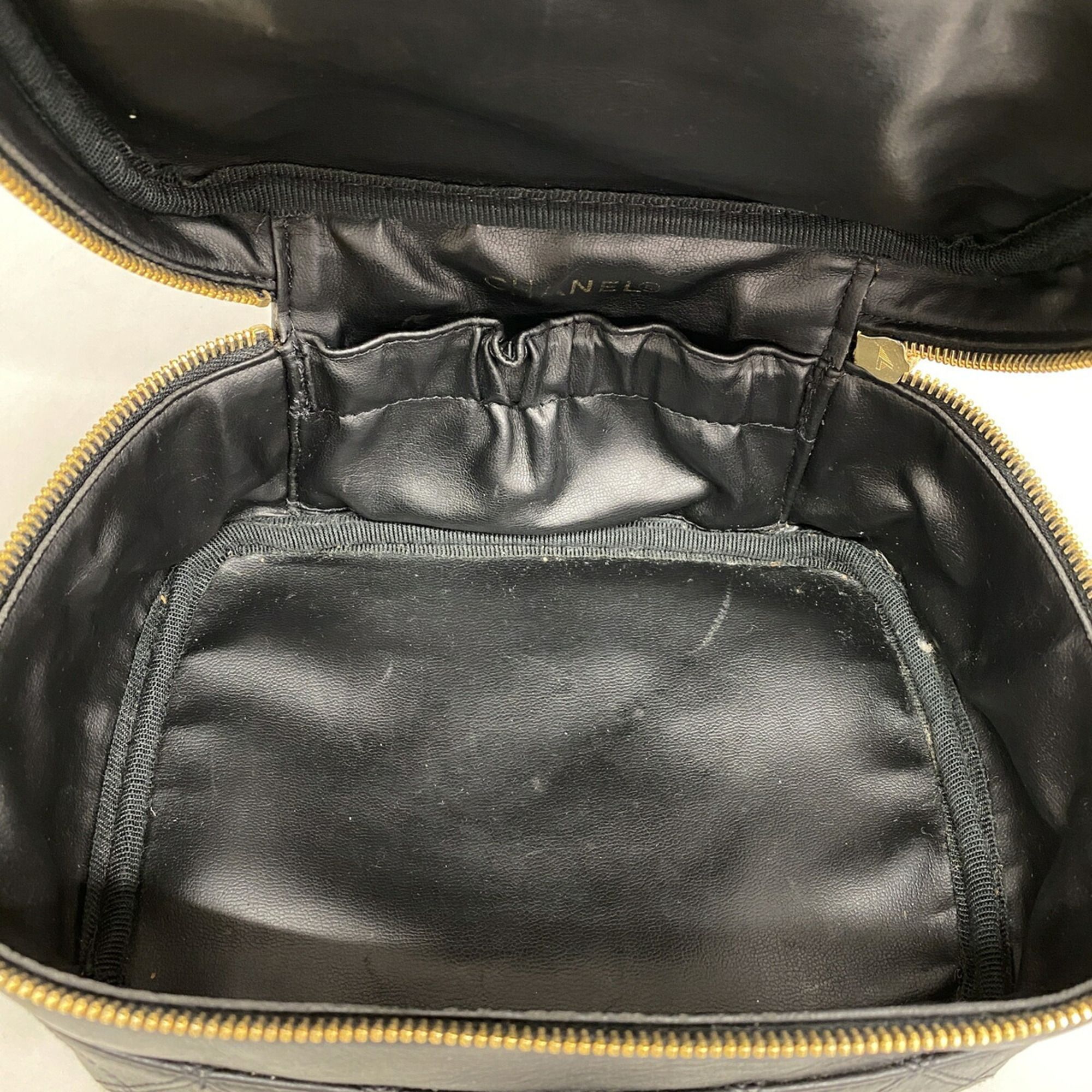 Leather Vanity Bag (Pre-Owned) - Chanel - Modalova