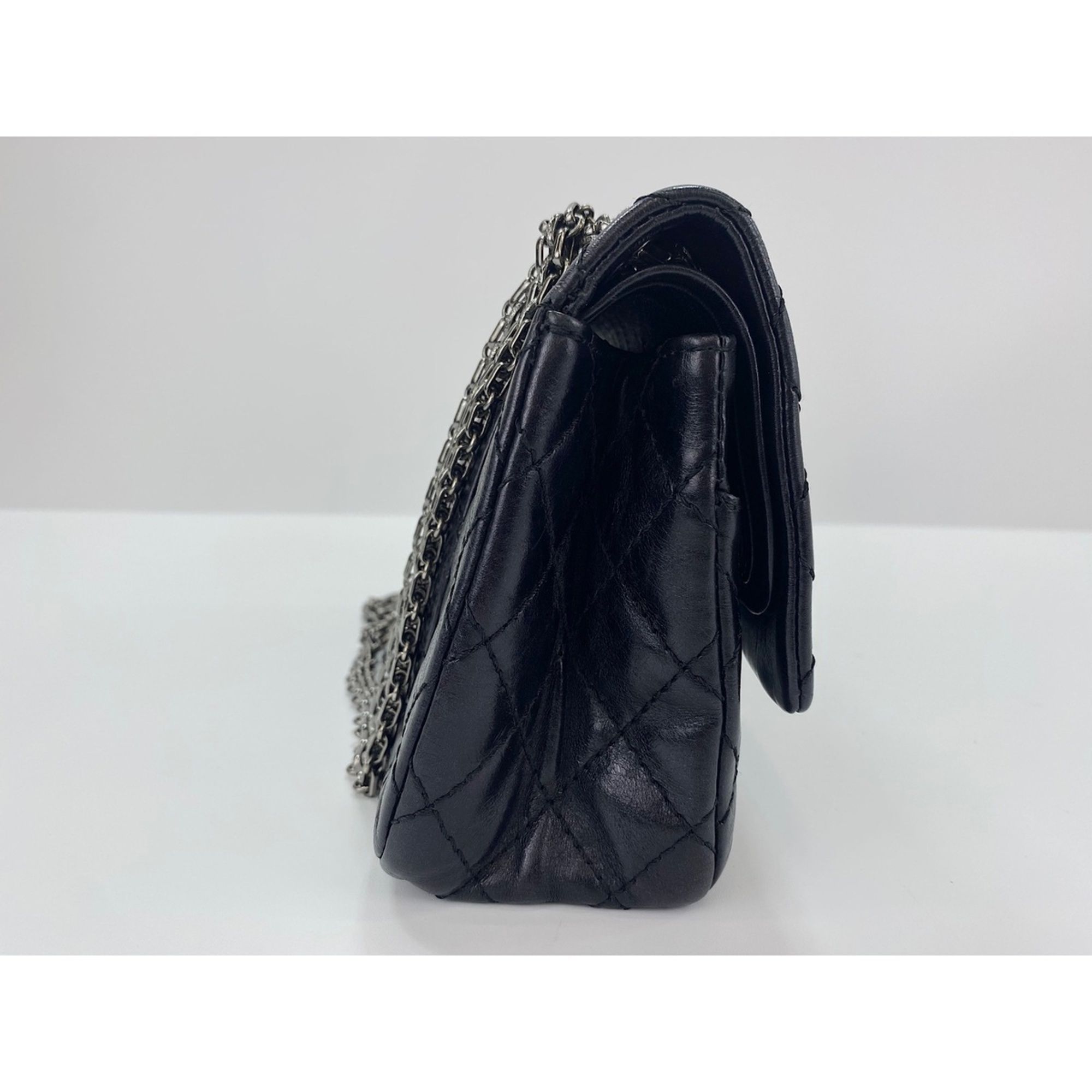 Matelasse Shoulder Bag (Pre-Owned) - Chanel - Modalova