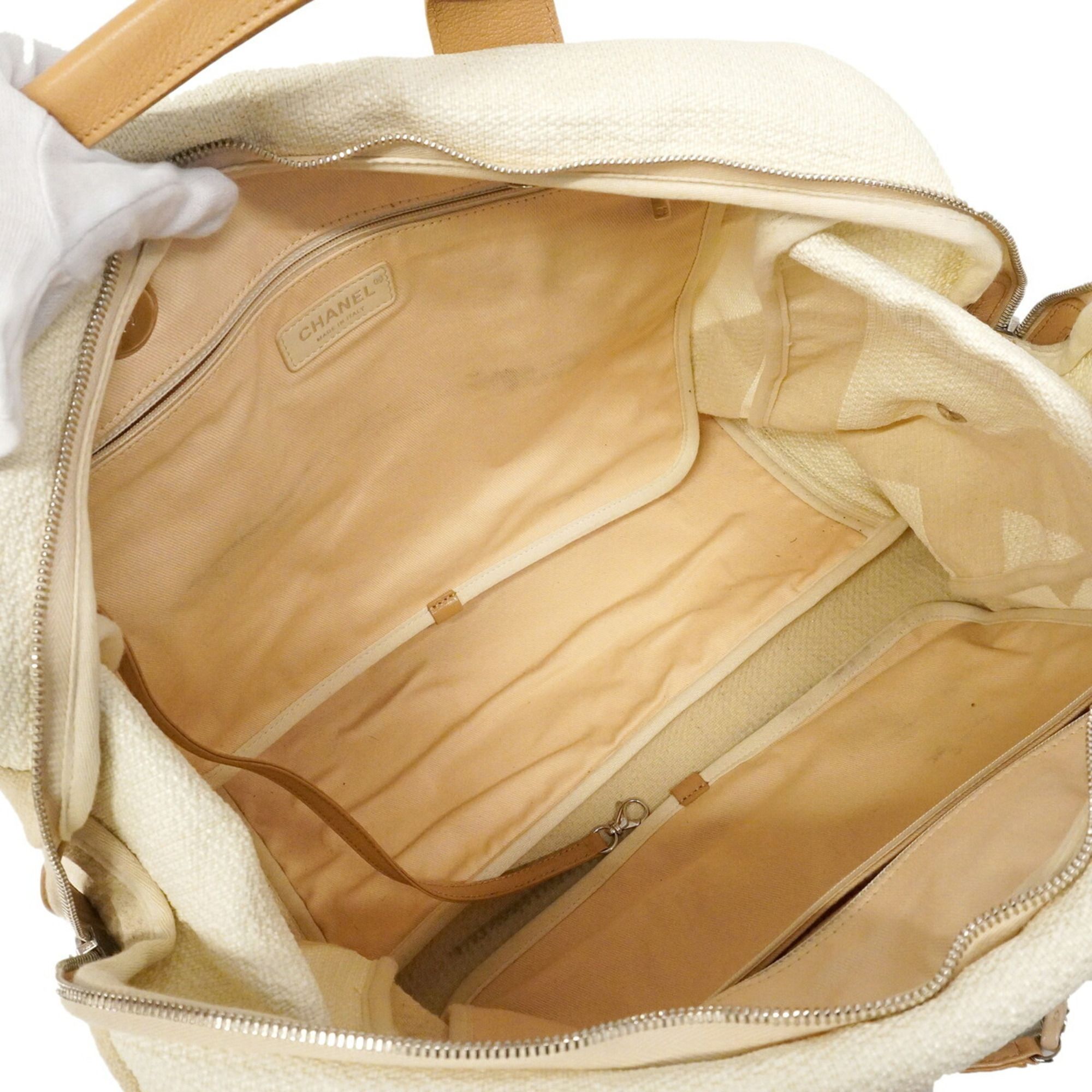 Canvas Handbag (Pre-Owned) - Chanel - Modalova