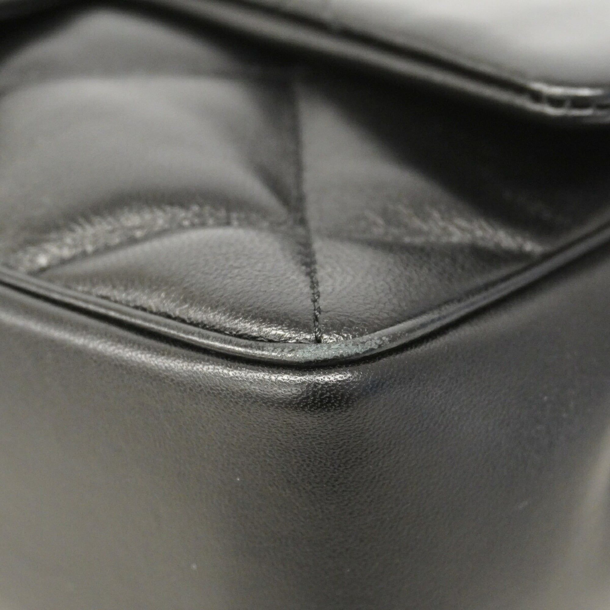 Leather Handbag (Pre-Owned) - Chanel - Modalova