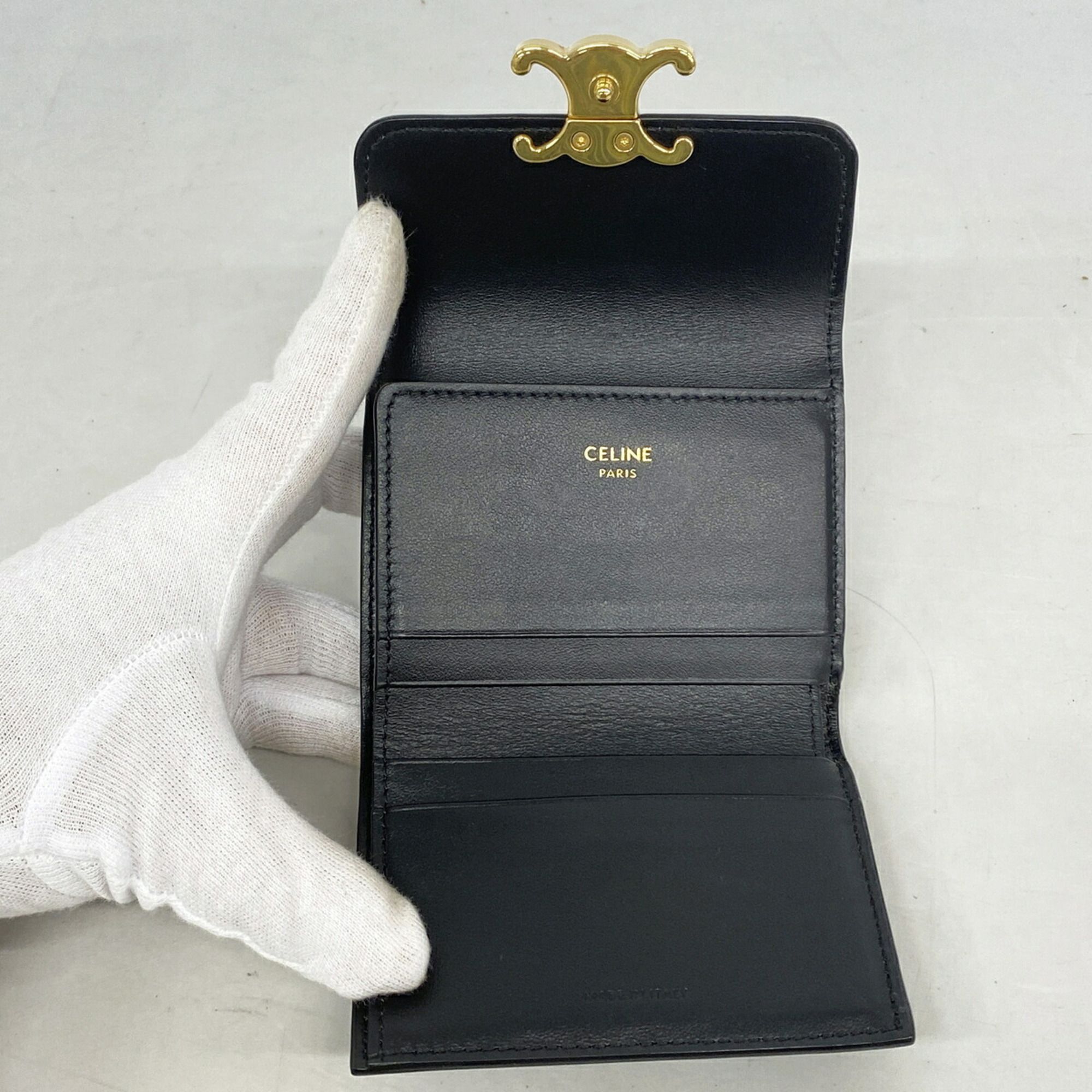 Leather Wallet (Tri-Fold) (Pre-Owned) - Celine - Modalova