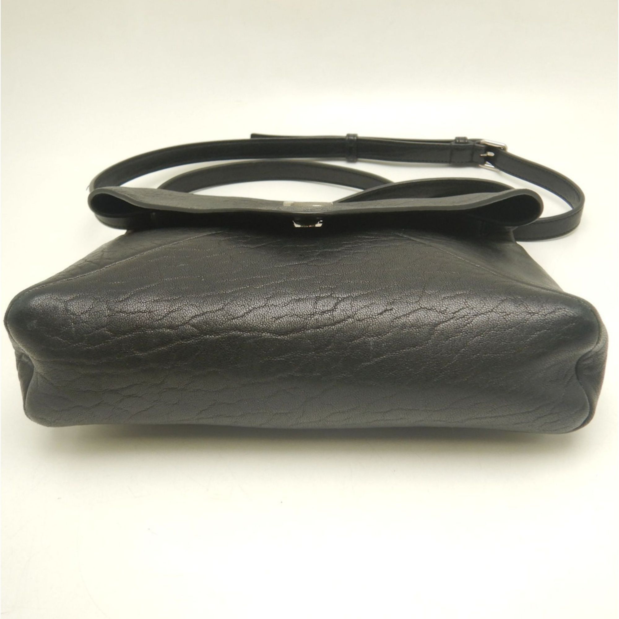 Leather Shoulder Bag (Pre-Owned) - Yves Saint Laurent - Modalova