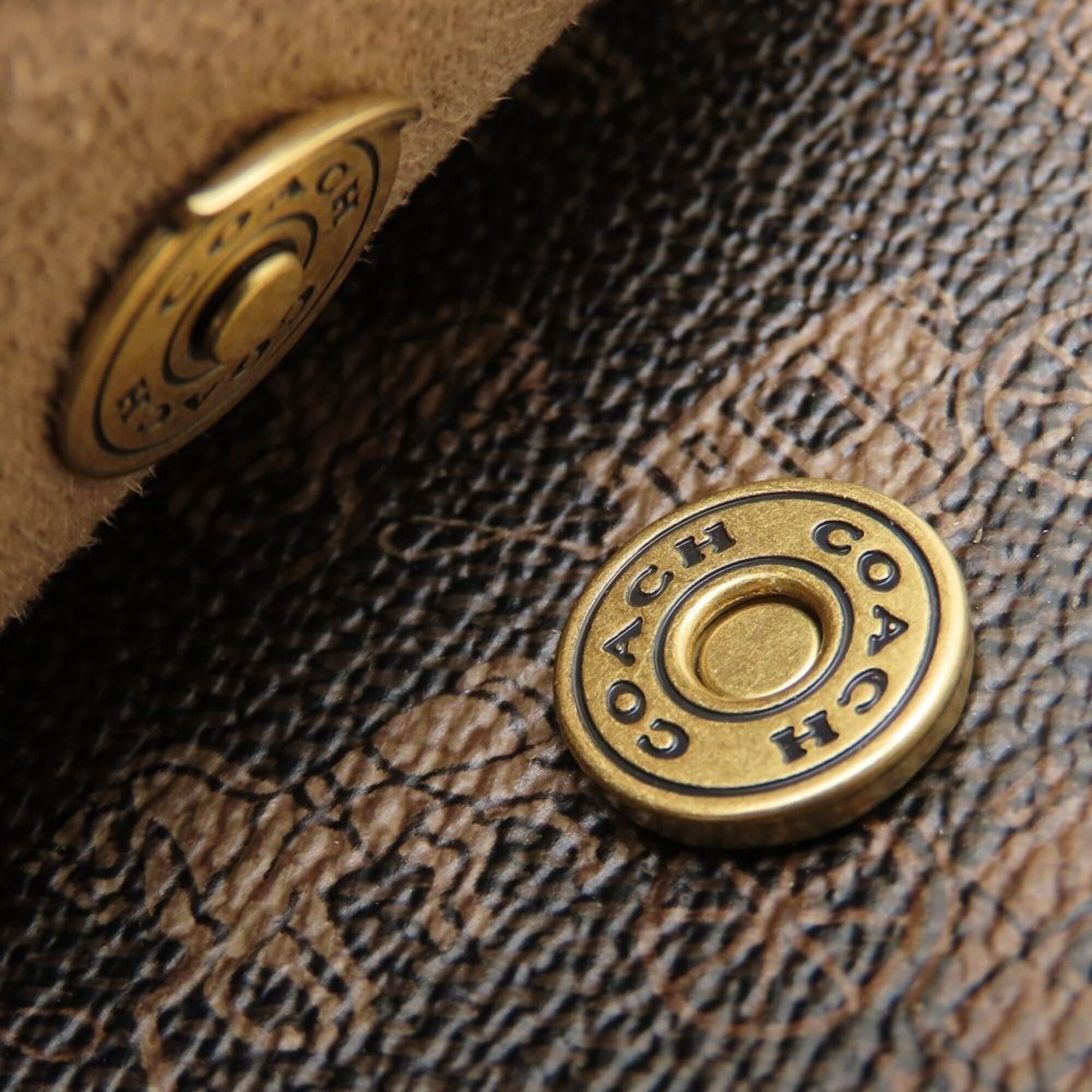 Coated Canvas Leather Shoulder Bag (Pre-Owned) - Coach - Modalova