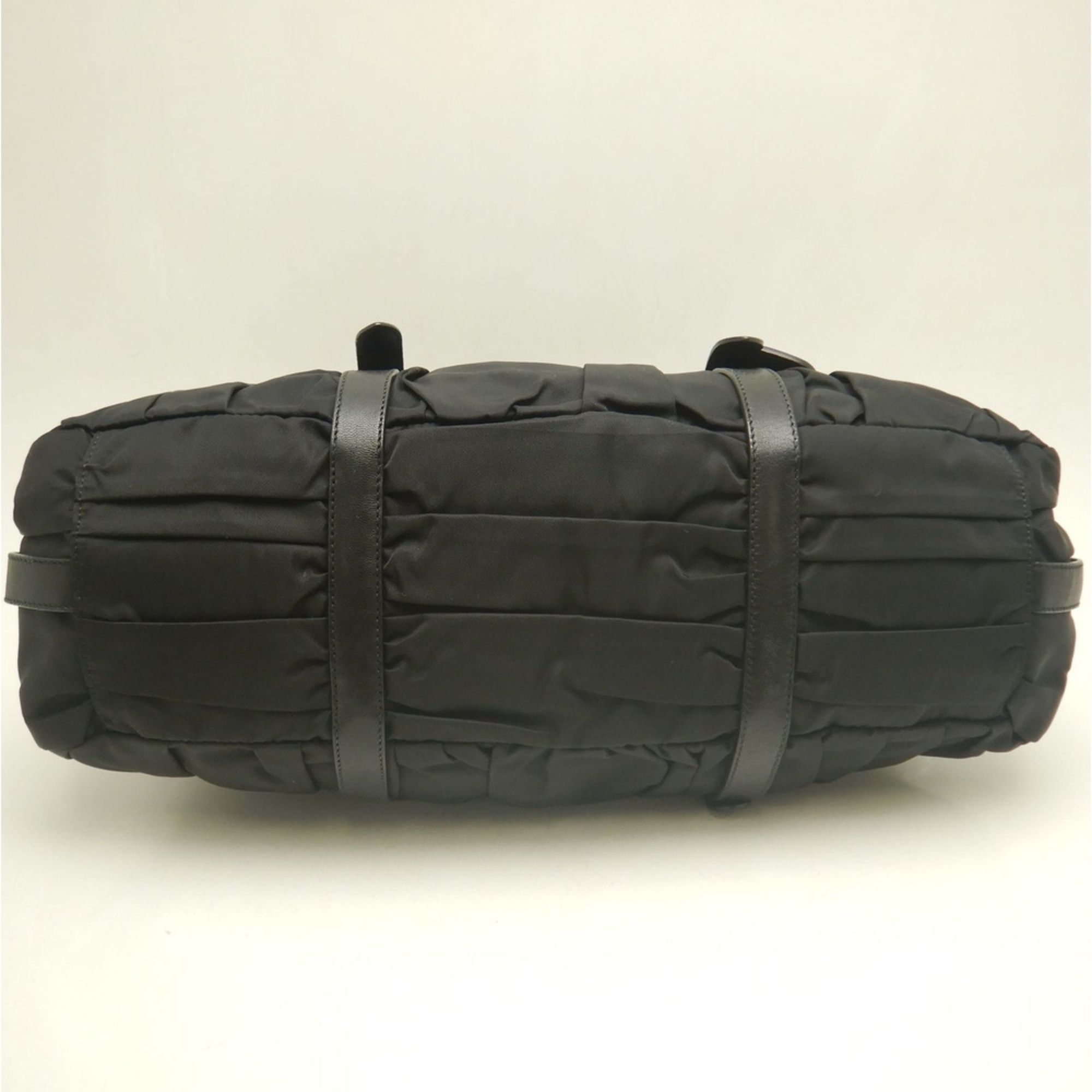 Nylon Handbag (Pre-Owned) - Prada - Modalova