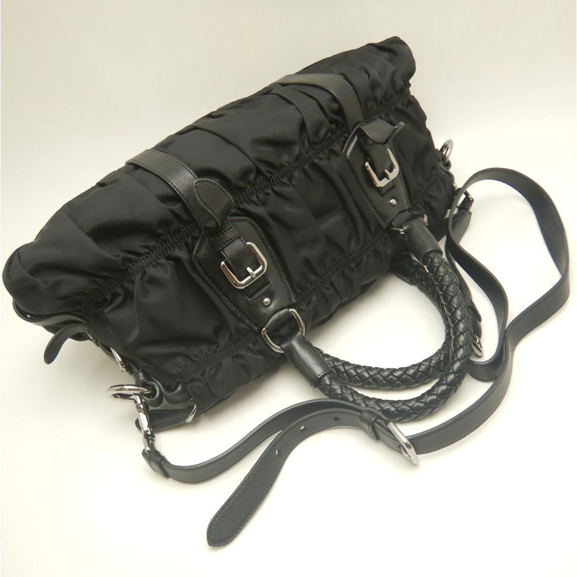 Nylon Handbag (Pre-Owned) - Prada - Modalova