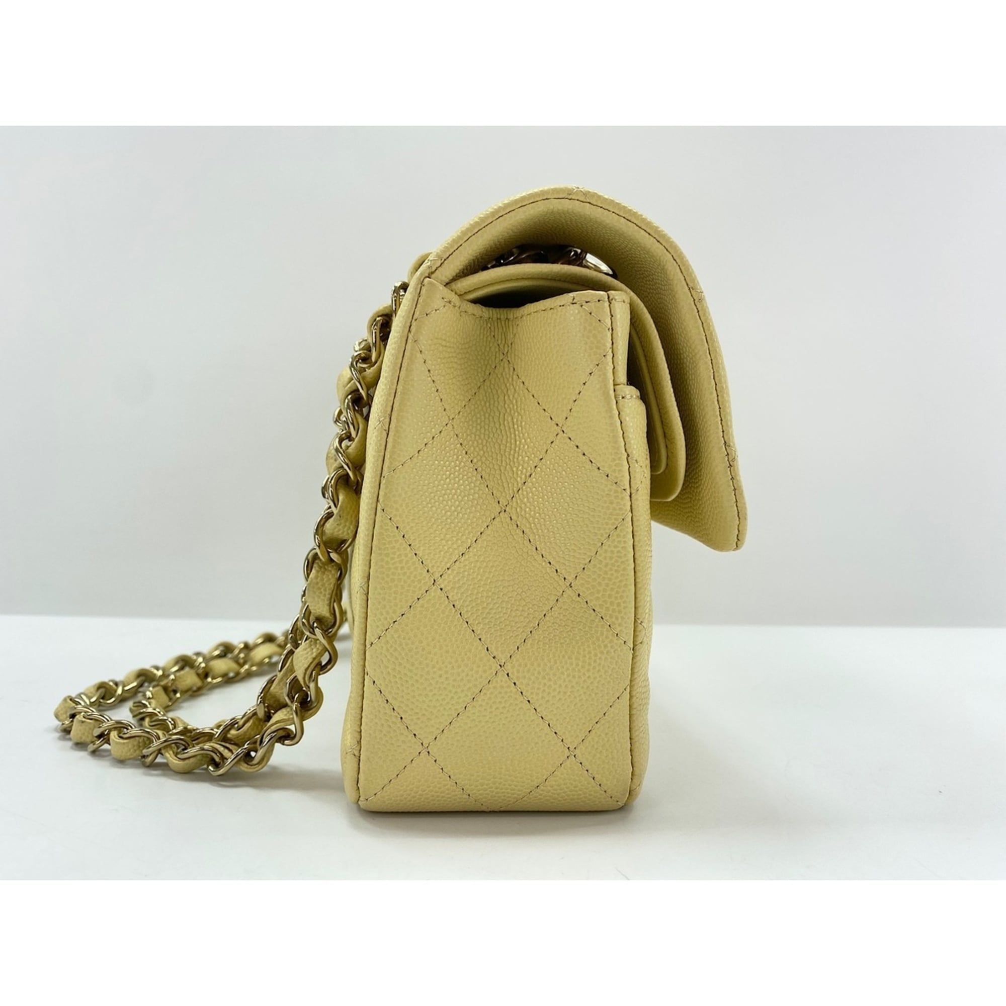 Matelasse Shoulder Bag (Pre-Owned) - Chanel - Modalova