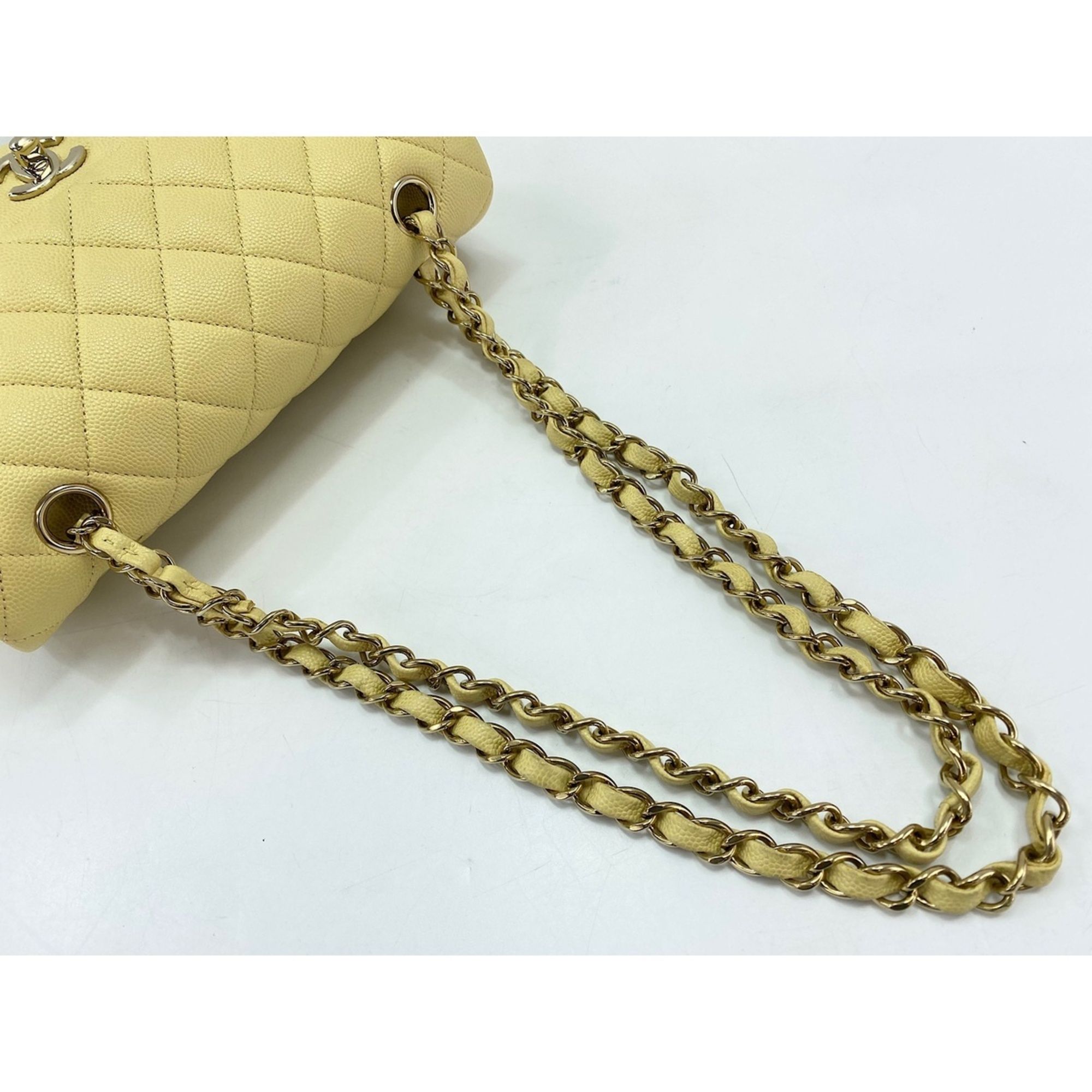 Matelasse Shoulder Bag (Pre-Owned) - Chanel - Modalova