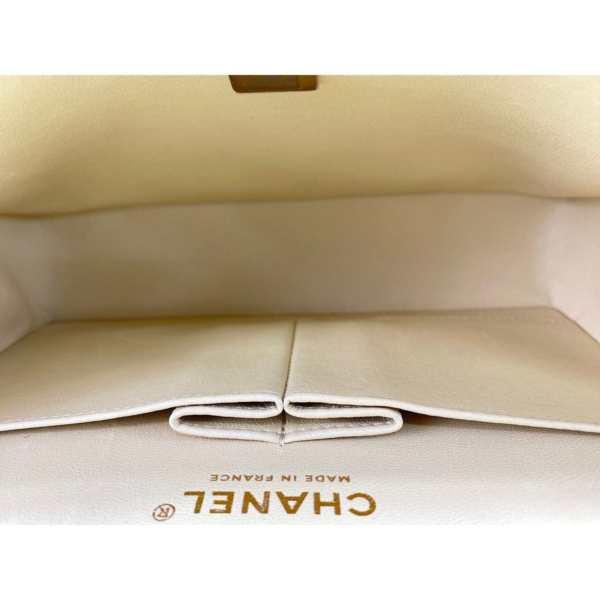 Matelasse Shoulder Bag (Pre-Owned) - Chanel - Modalova