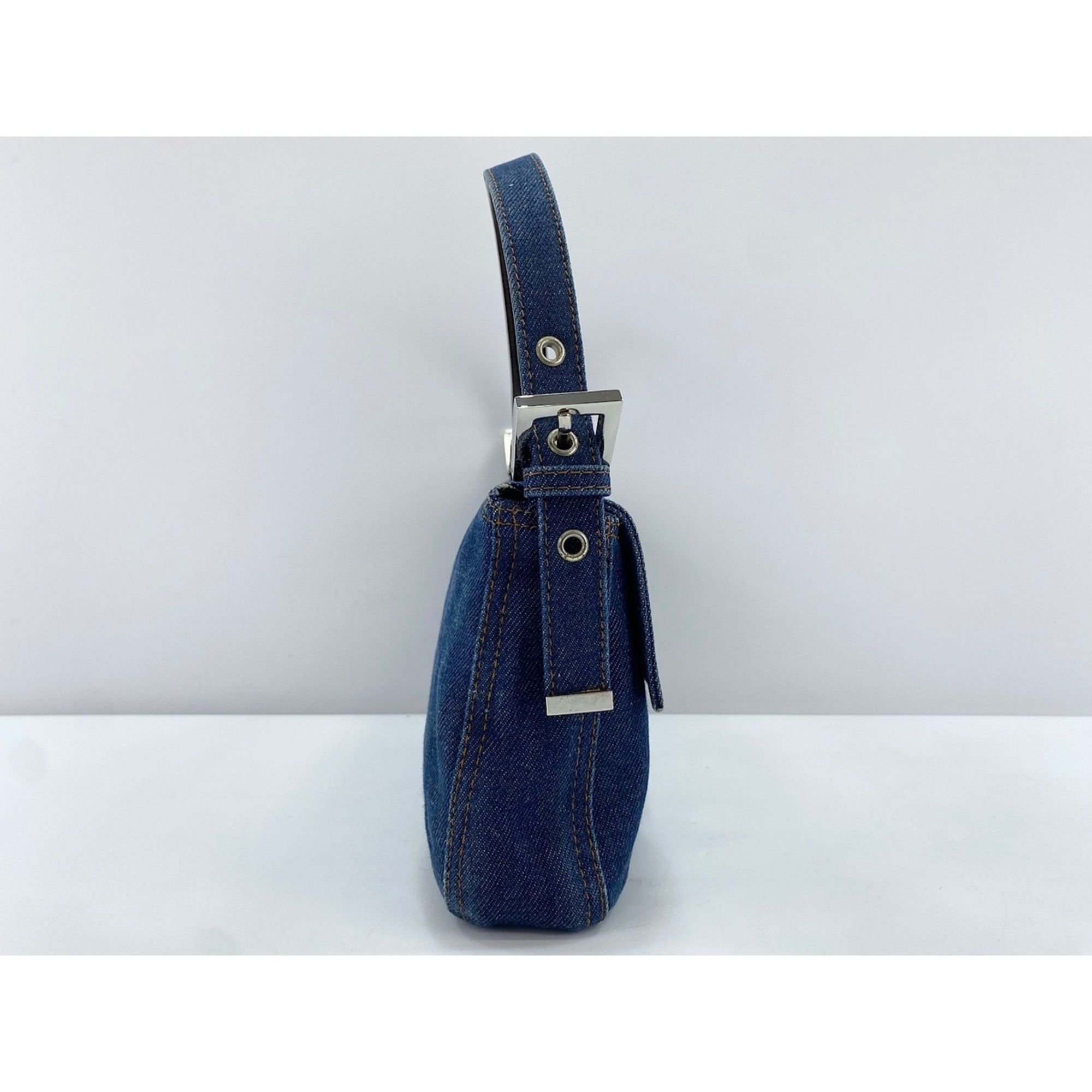 Fendi Navy Shoulder Bag (Pre-Owned) - Fendi - Modalova