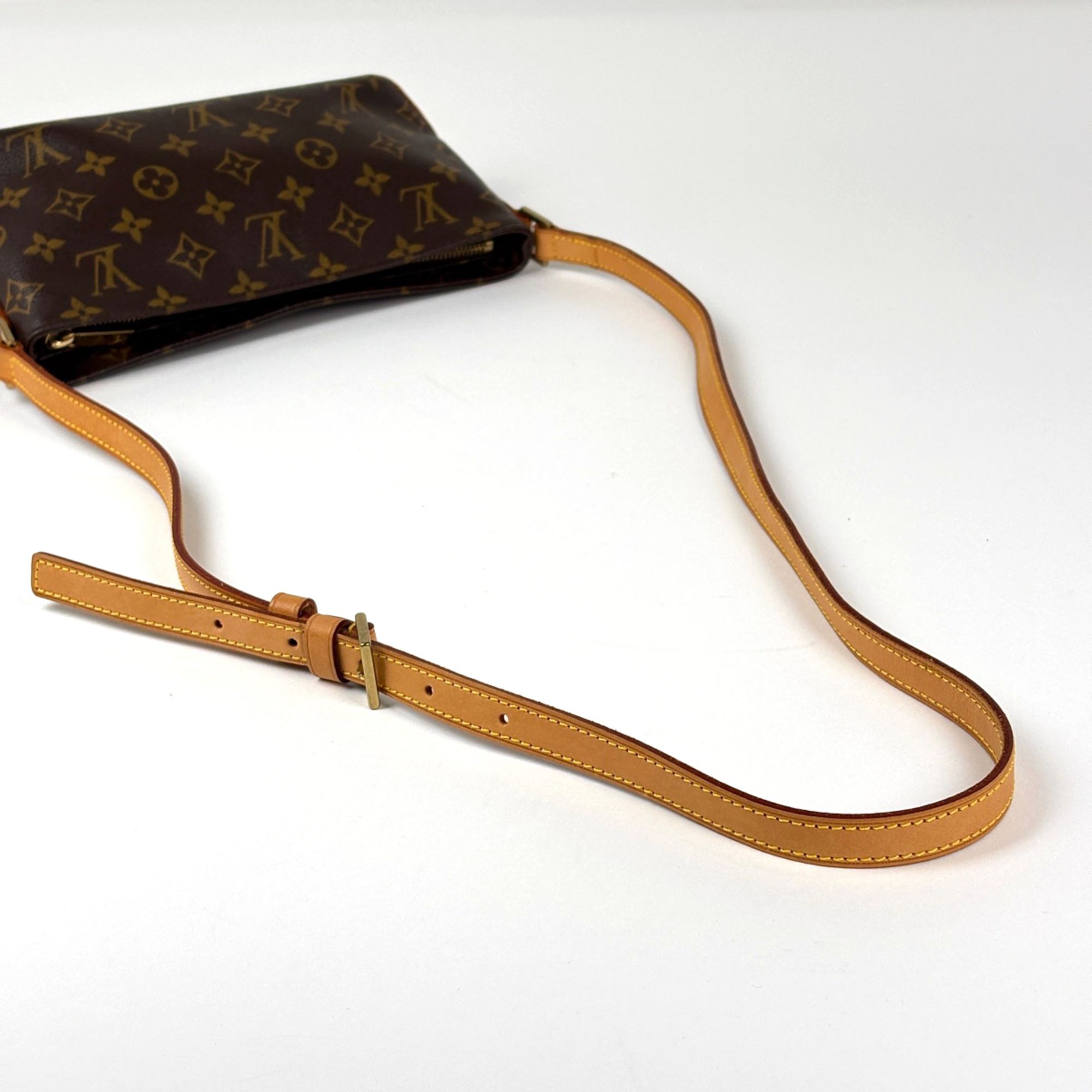 Pochette Shoulder Bag (Pre-Owned) - Louis Vuitton - Modalova