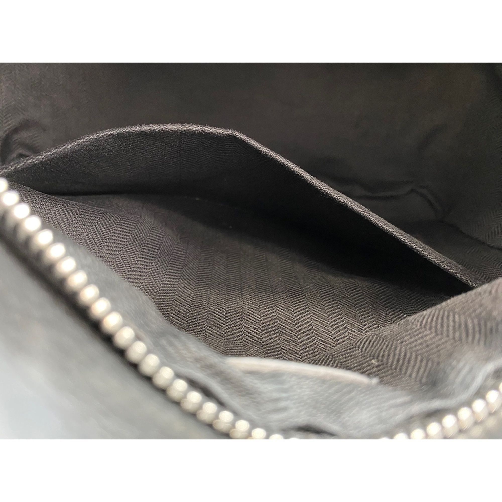 Loewe Black Sling Bag (Pre-Owned) - Loewe - Modalova
