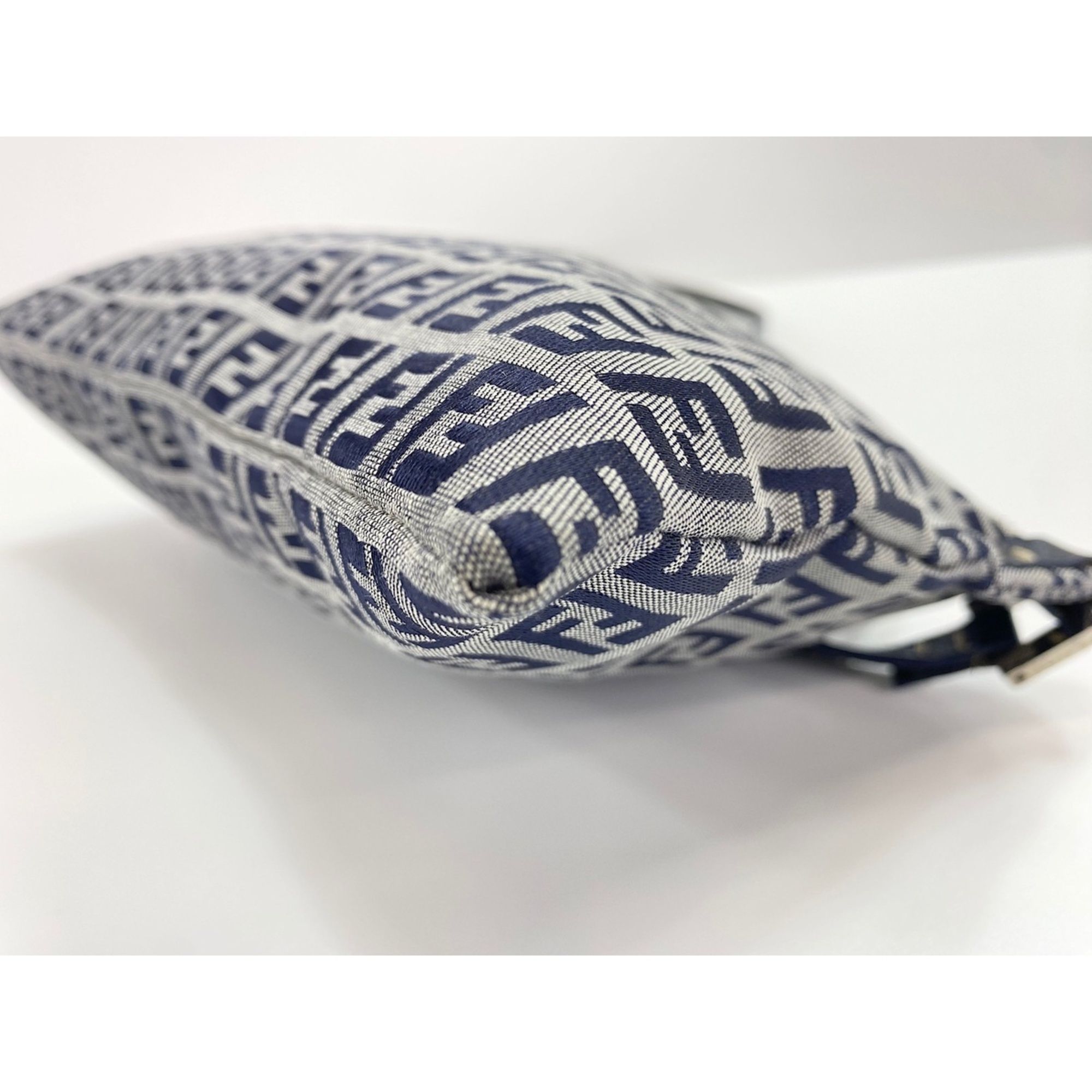 Fendi Navy Shoulder Bag (Pre-Owned) - Fendi - Modalova