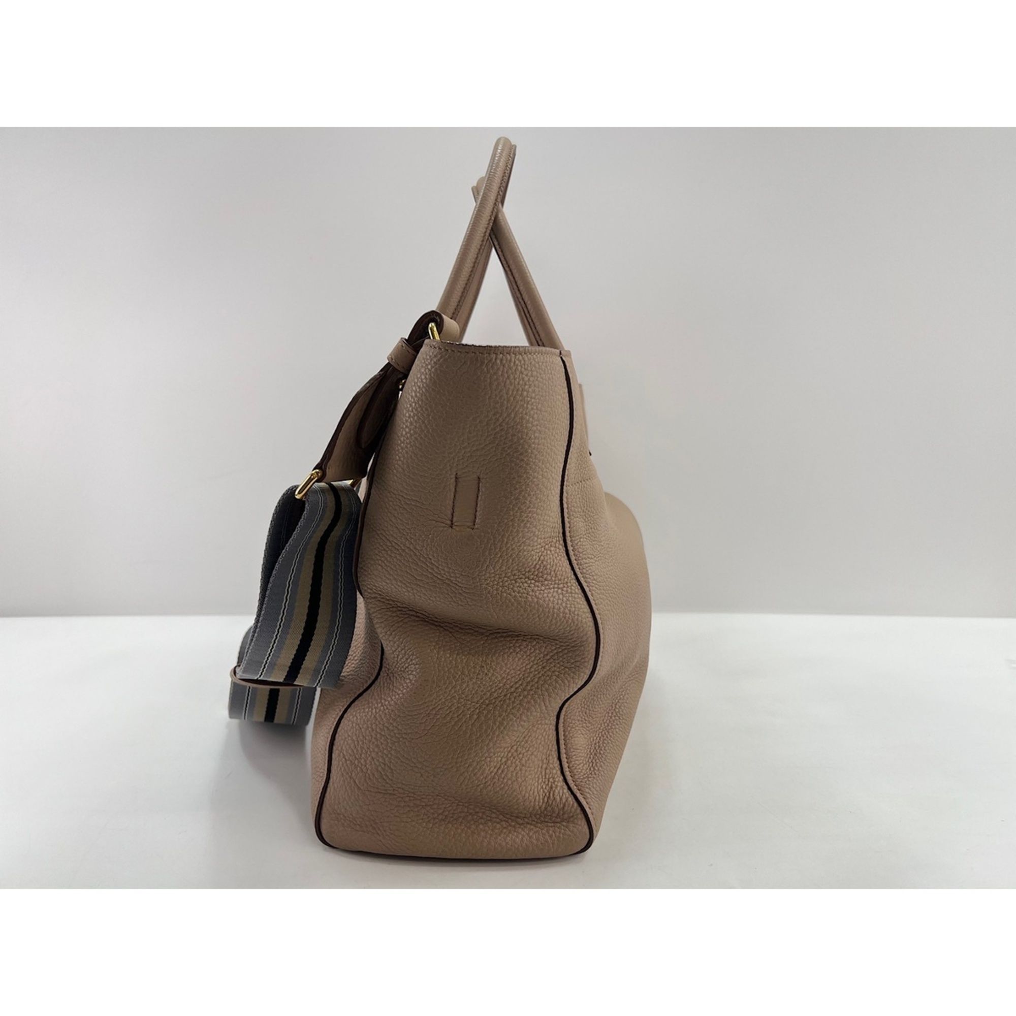 Prada Beige Tote Bag (Pre-Owned) - Prada - Modalova