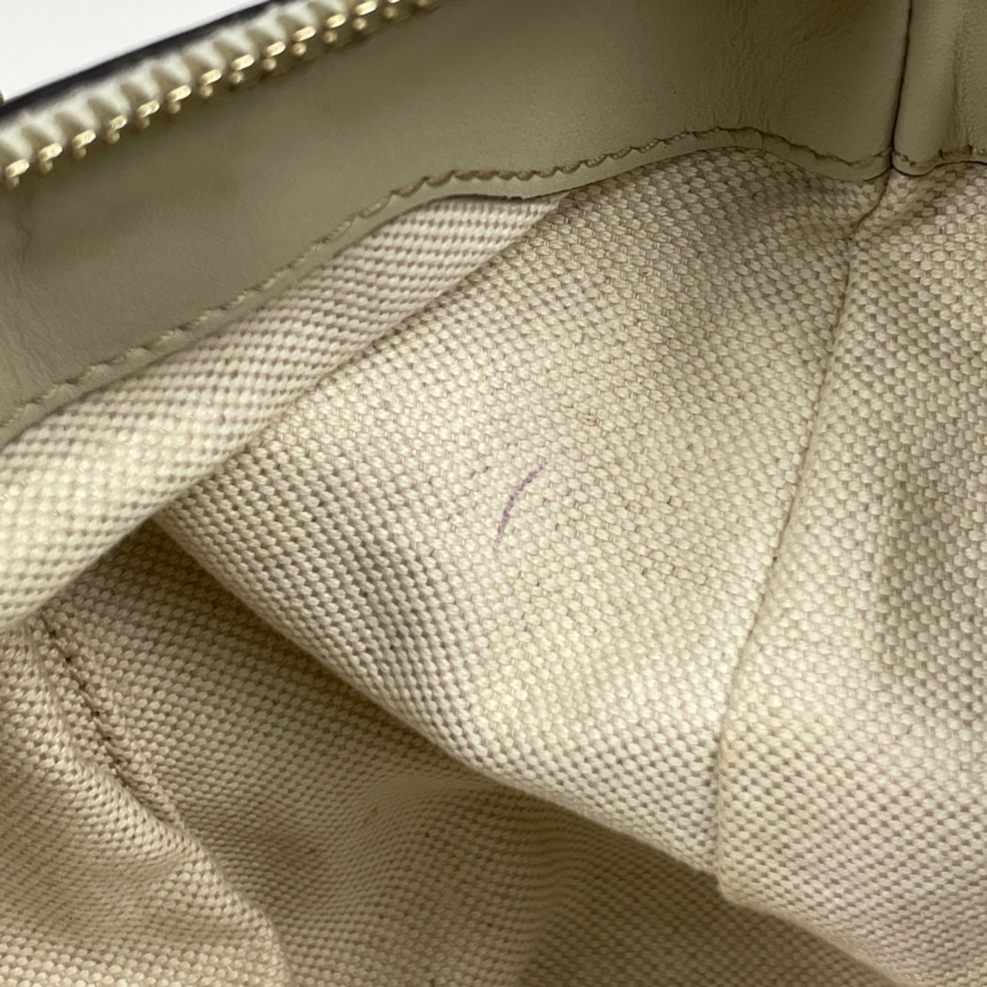 Gg Canvas Handbag (Pre-Owned) - Gucci - Modalova