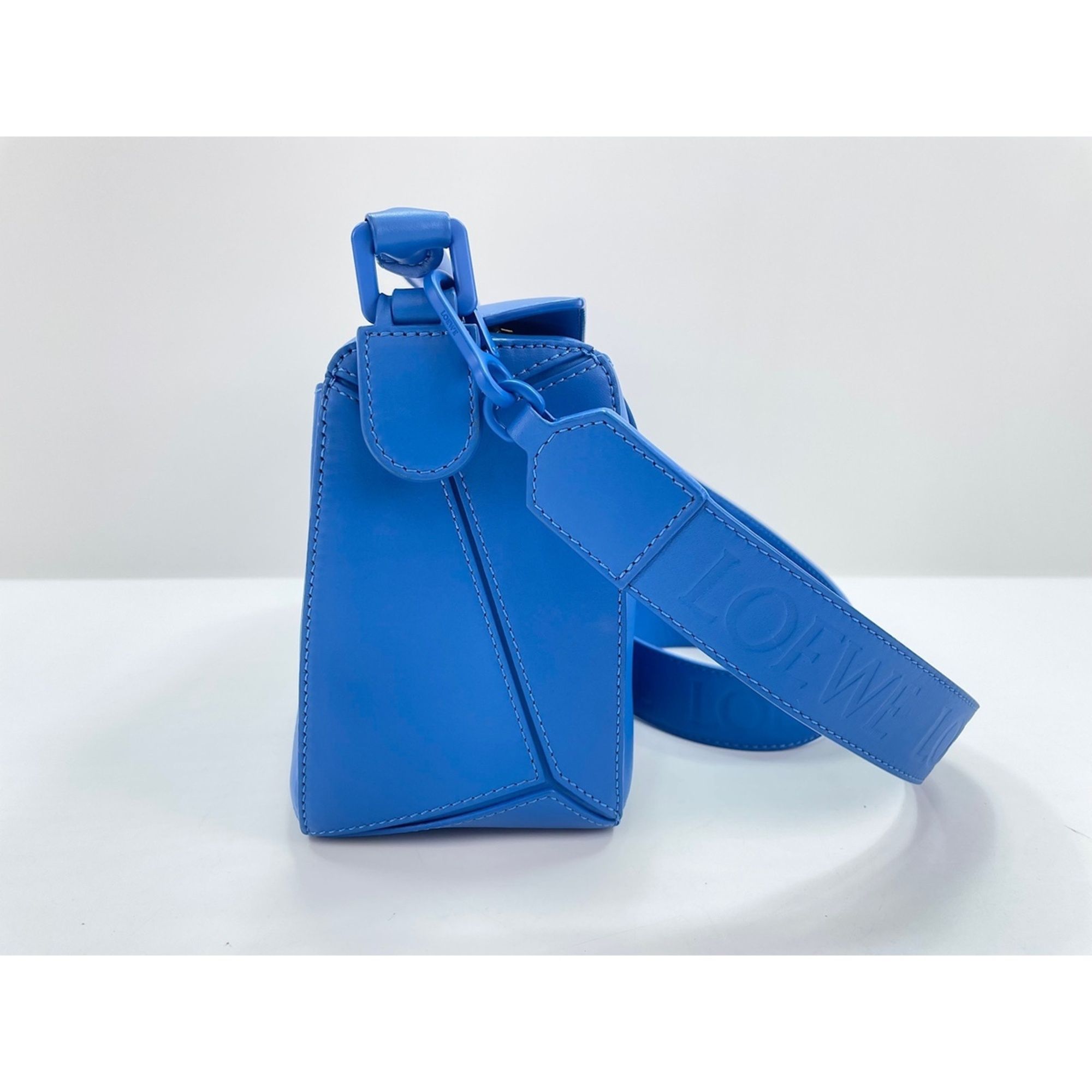 Loewe Blue Shoulder Bag (Pre-Owned) - Loewe - Modalova
