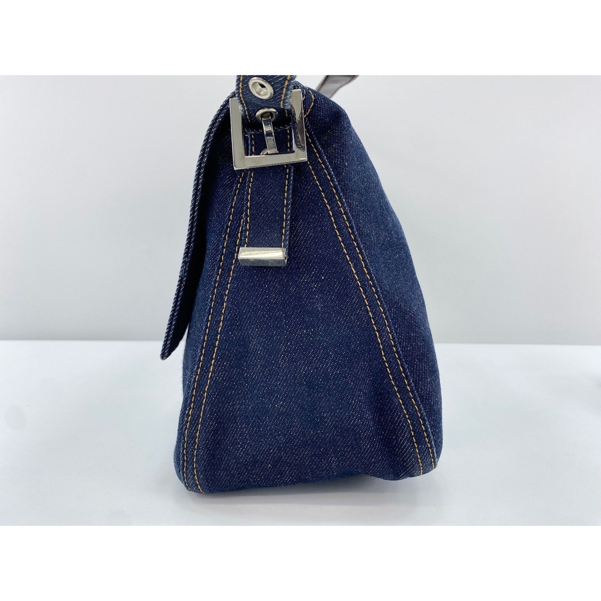 Fendi Navy Shoulder Bag (Pre-Owned) - Fendi - Modalova