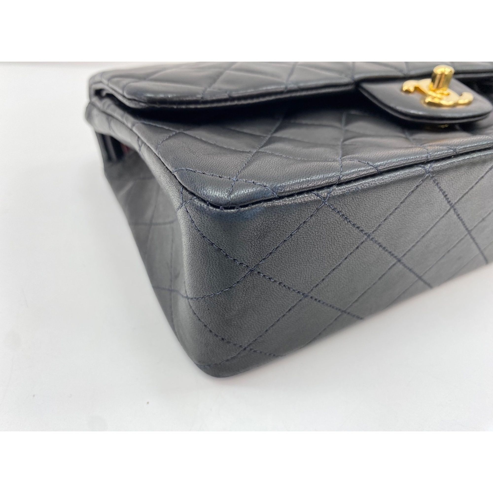 Matelasse Shoulder Bag (Pre-Owned) - Chanel - Modalova
