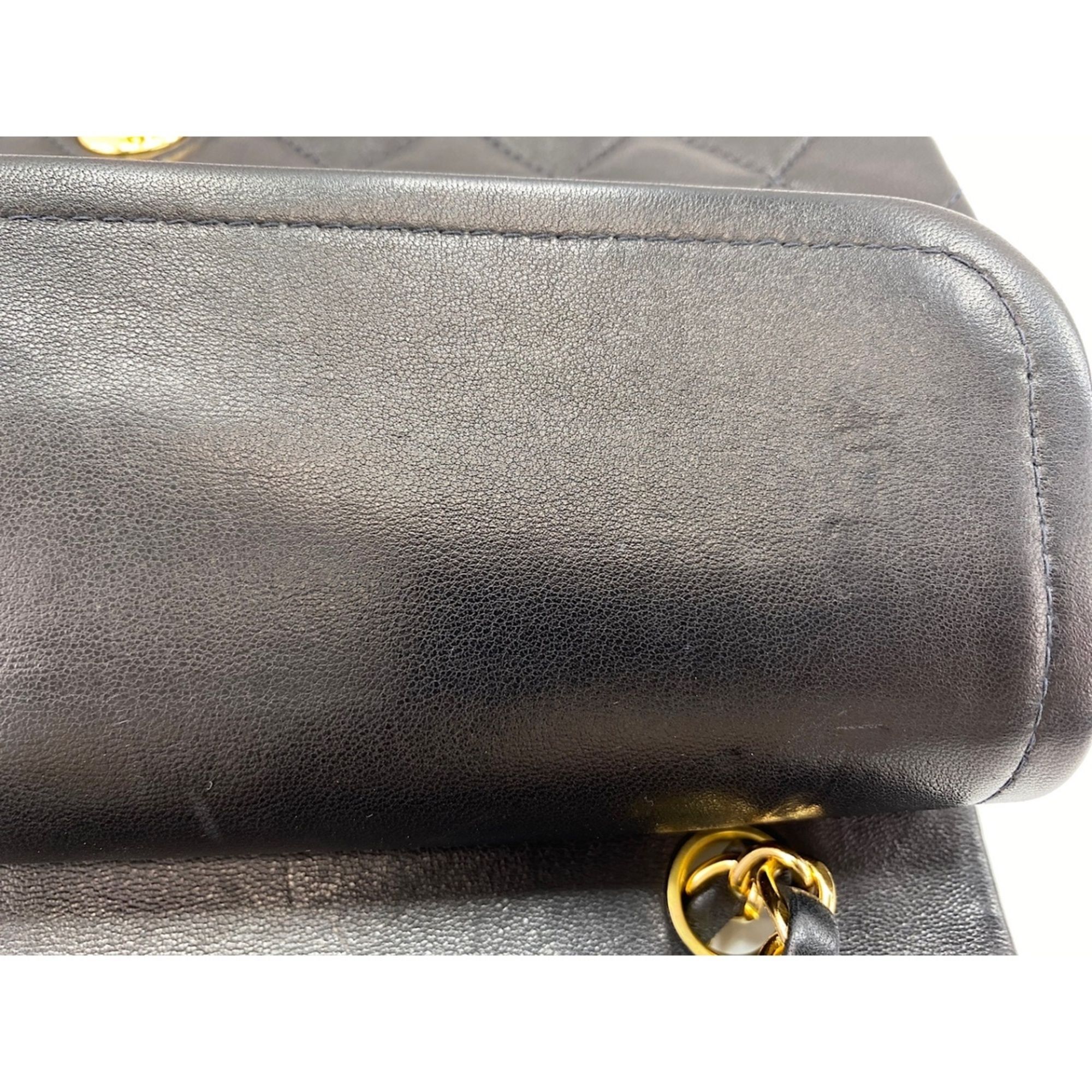 Matelasse Shoulder Bag (Pre-Owned) - Chanel - Modalova