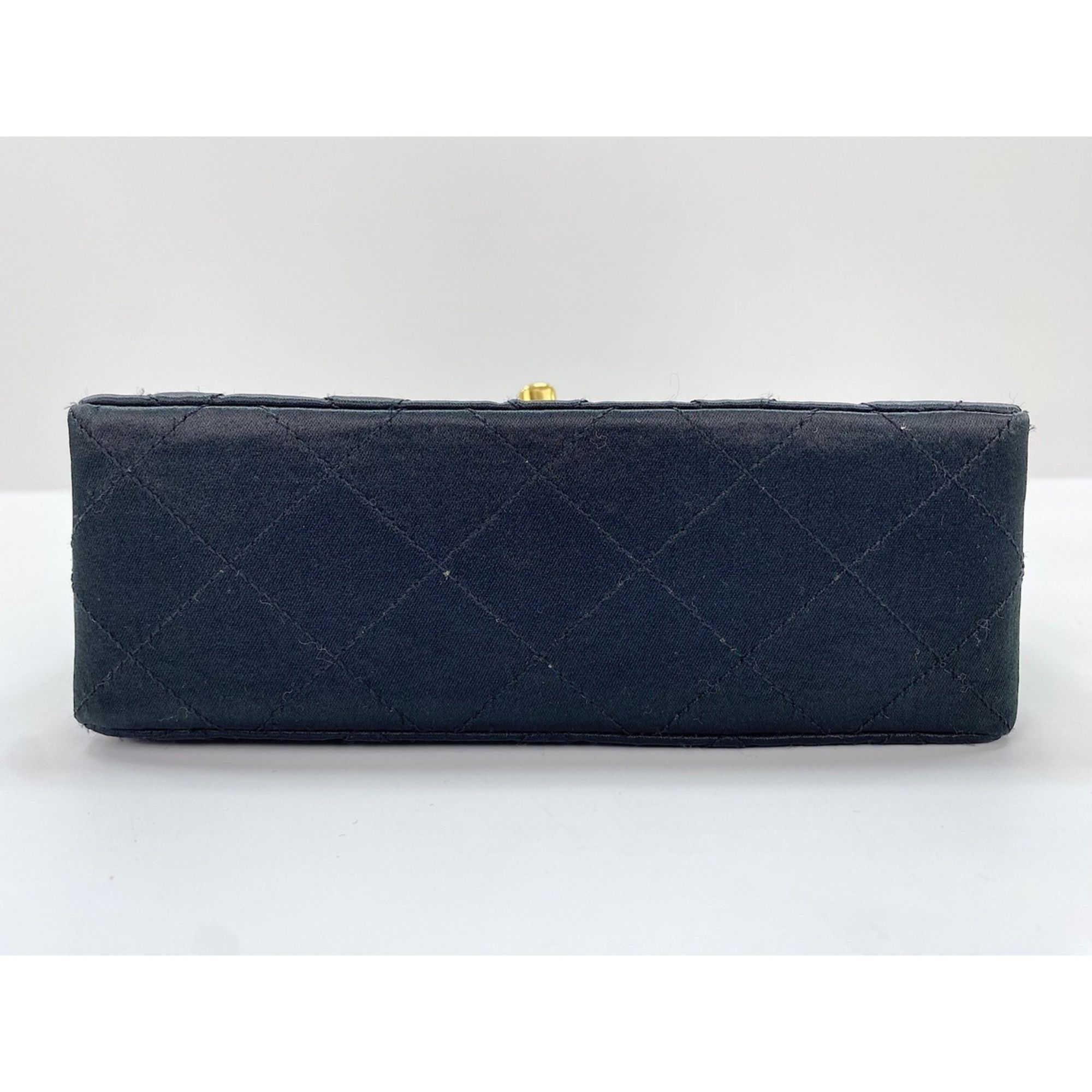 Matelasse Shoulder Bag (Pre-Owned) - Chanel - Modalova