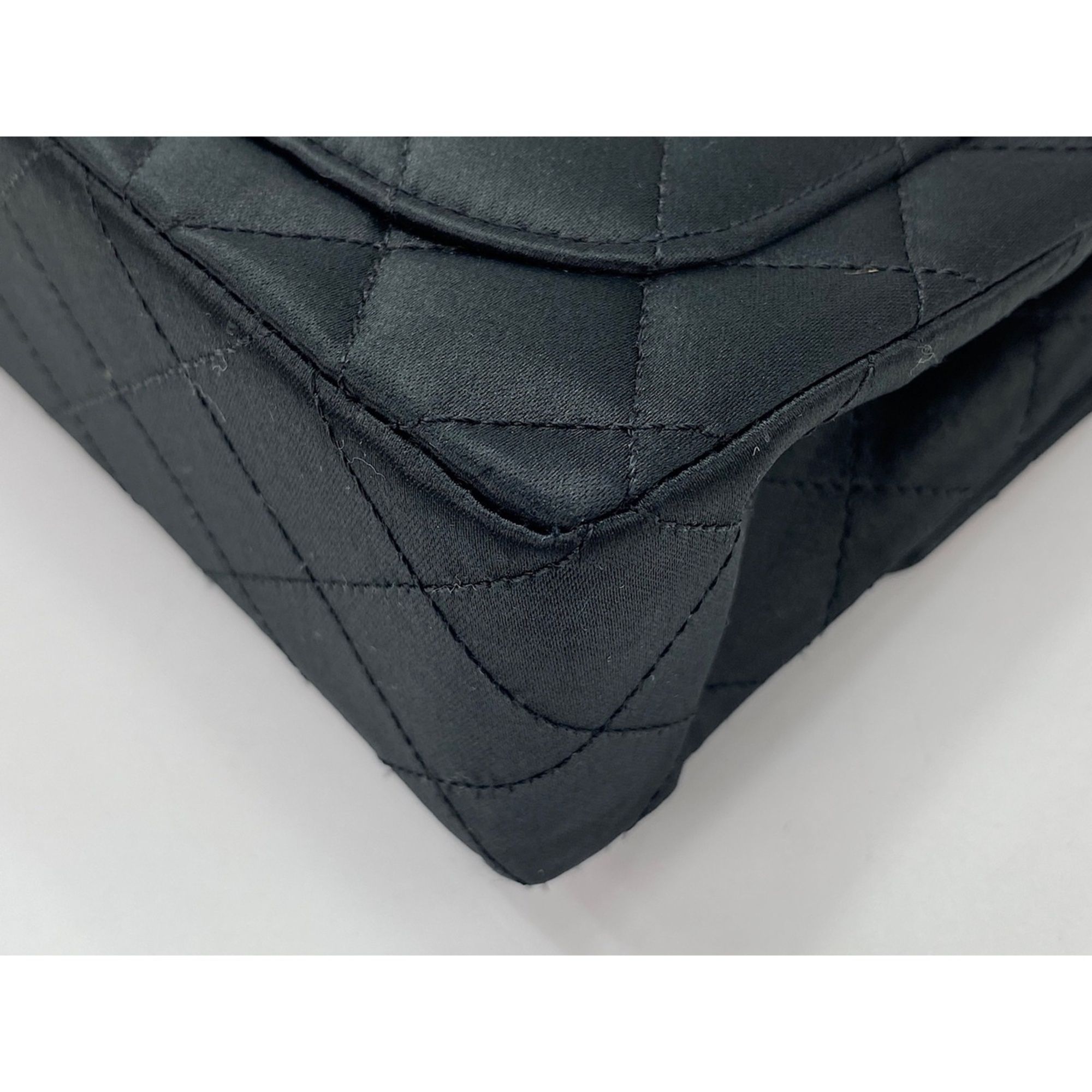 Matelasse Shoulder Bag (Pre-Owned) - Chanel - Modalova