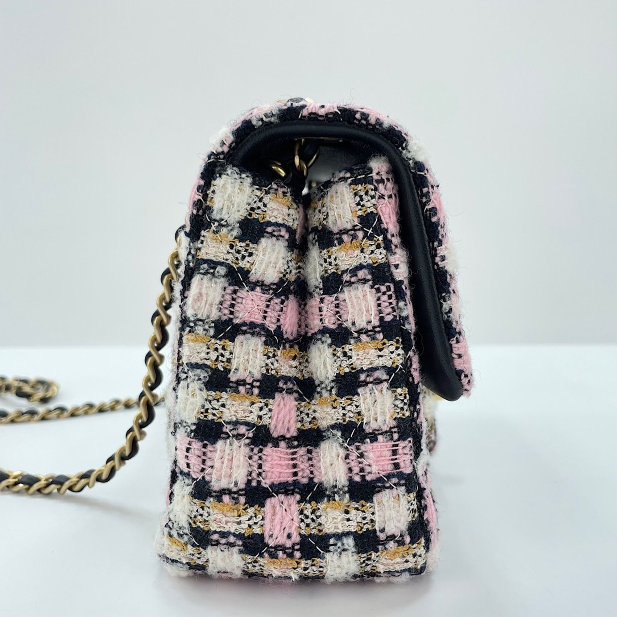 Matelasse Shoulder Bag (Pre-Owned) - Chanel - Modalova