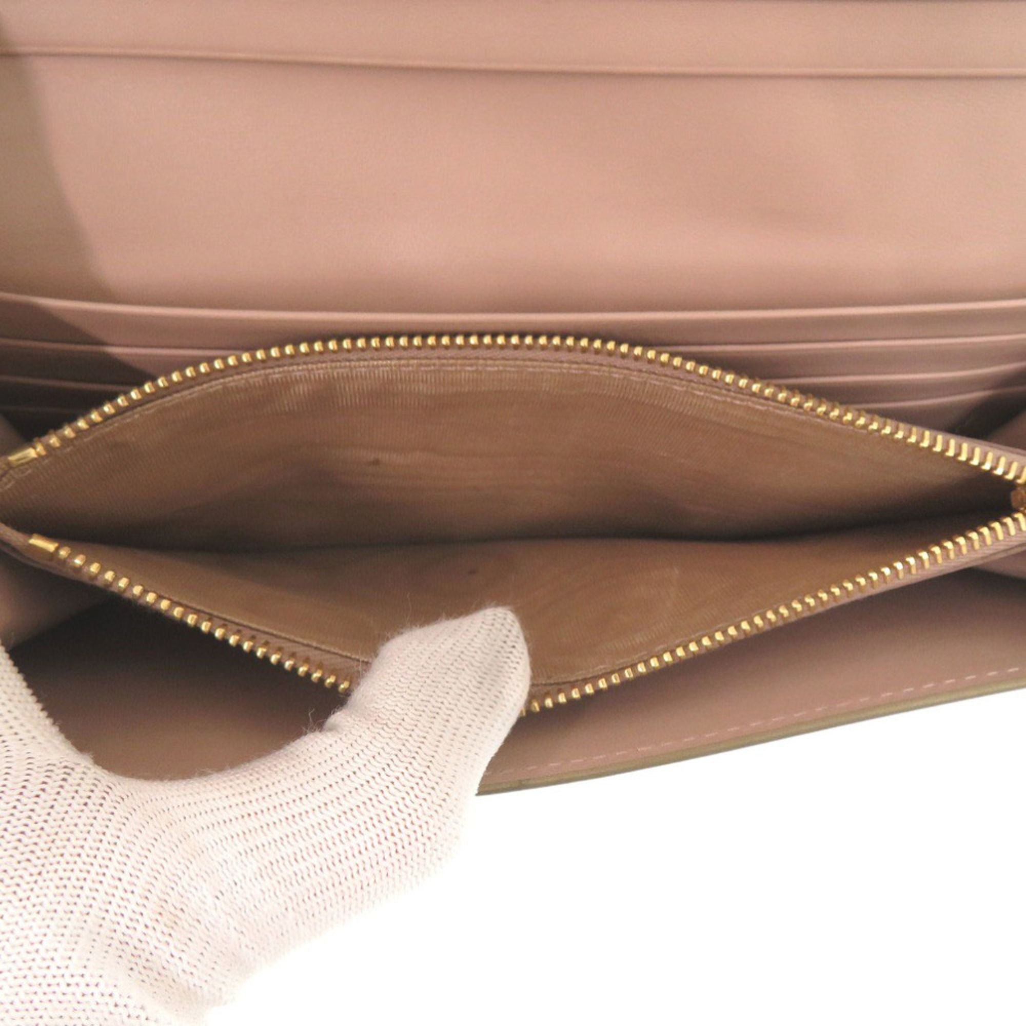 Leather Long Wallet (Bi-Fold) (Pre-Owned) - Prada - Modalova