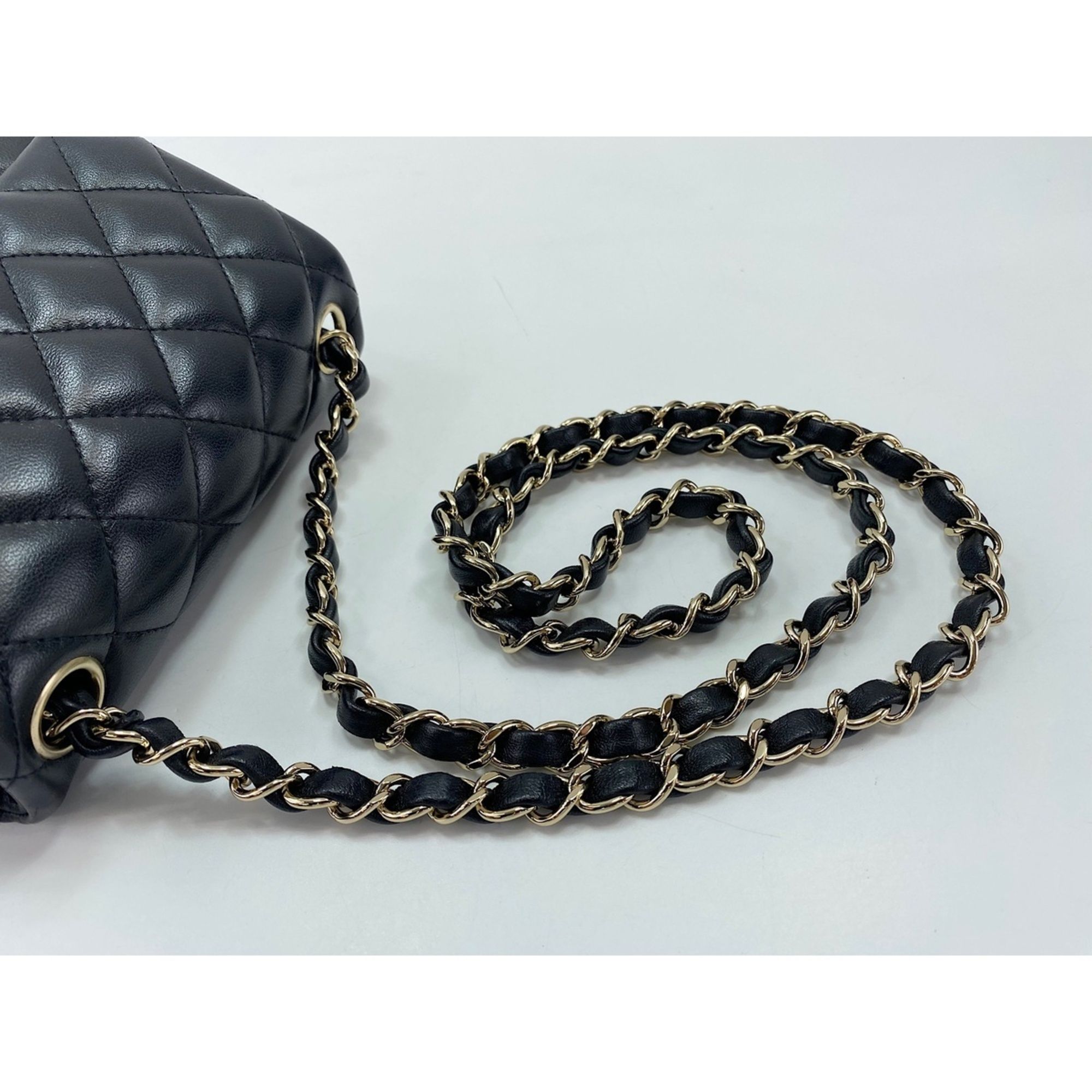 Matelasse Shoulder Bag (Pre-Owned) - Chanel - Modalova