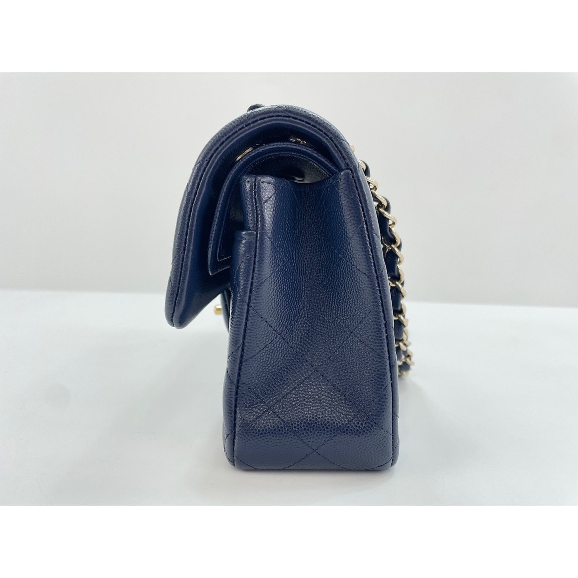 Matelasse Shoulder Bag (Pre-Owned) - Chanel - Modalova