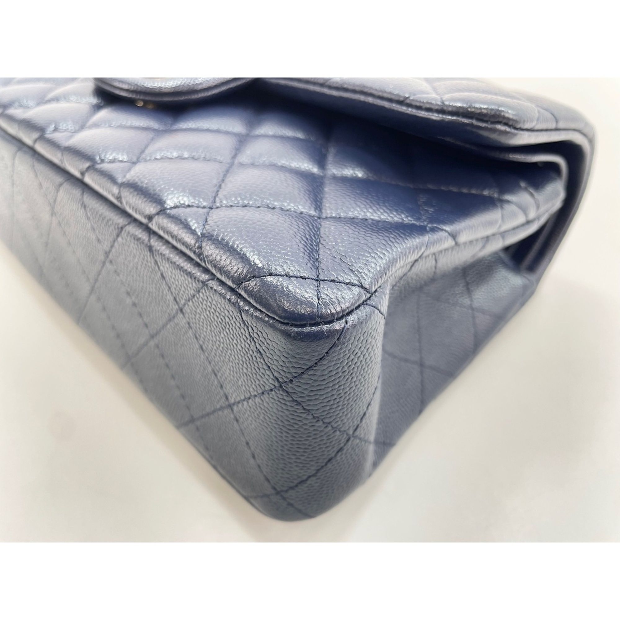 Matelasse Shoulder Bag (Pre-Owned) - Chanel - Modalova