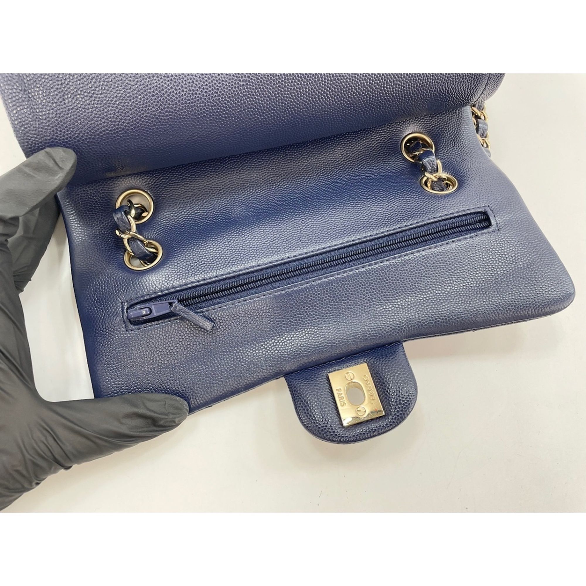 Matelasse Shoulder Bag (Pre-Owned) - Chanel - Modalova