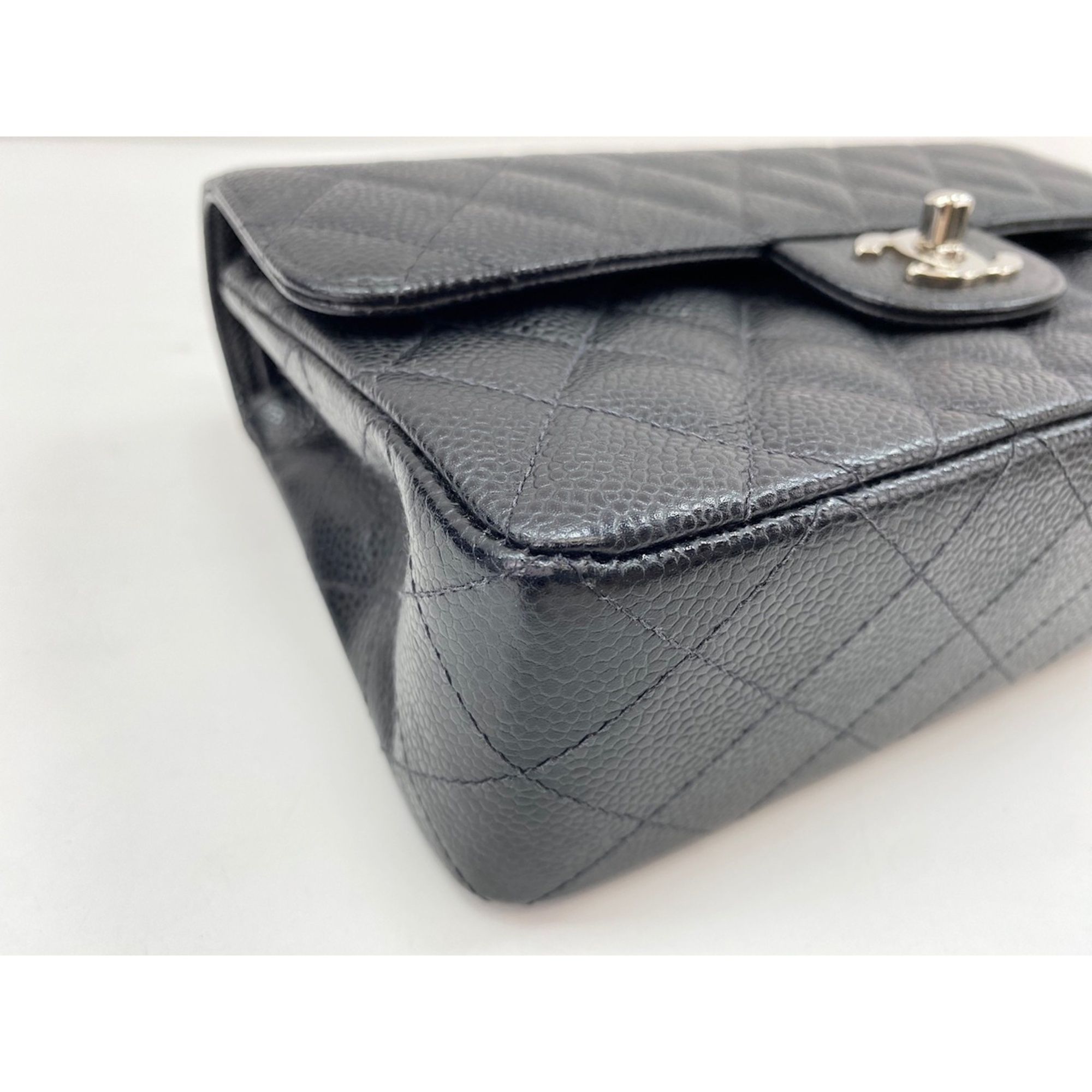 Matelasse Shoulder Bag (Pre-Owned) - Chanel - Modalova