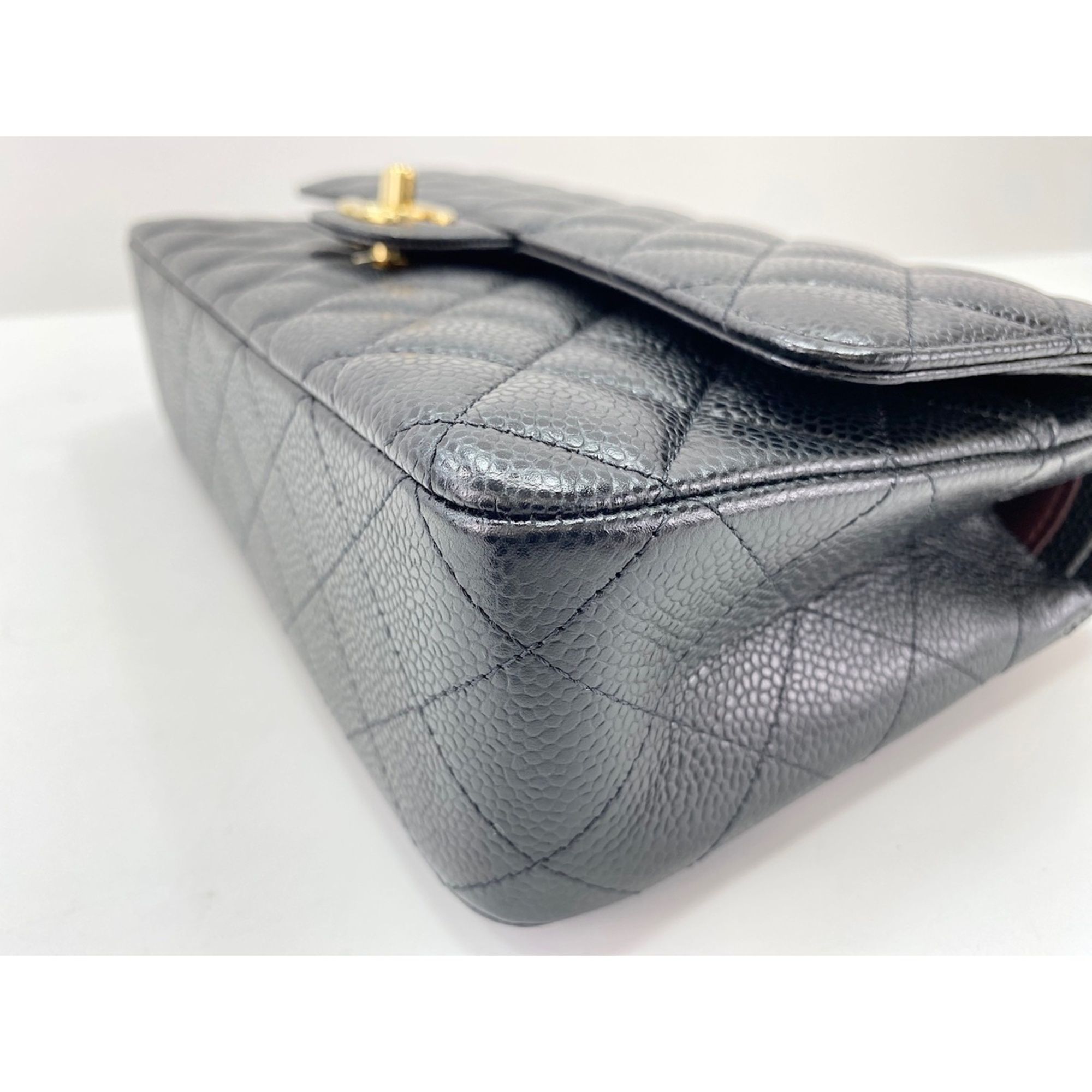 Matelasse Shoulder Bag (Pre-Owned) - Chanel - Modalova