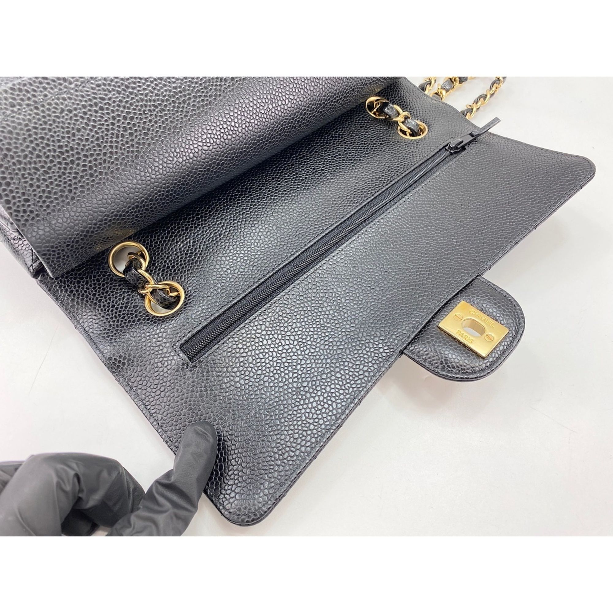 Matelasse Shoulder Bag (Pre-Owned) - Chanel - Modalova