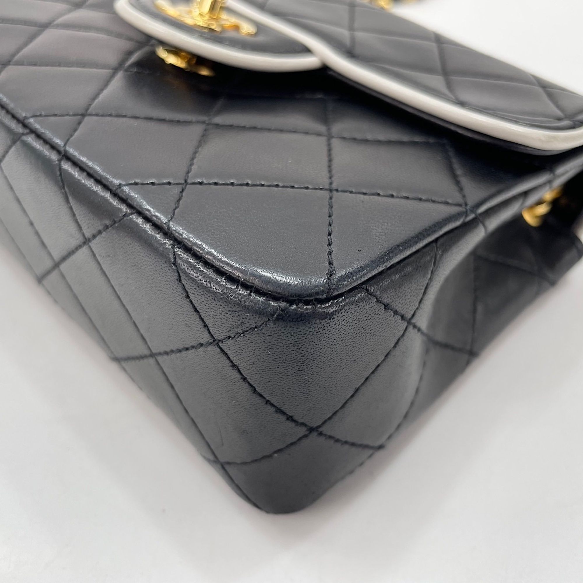 Matelasse Shoulder Bag (Pre-Owned) - Chanel - Modalova