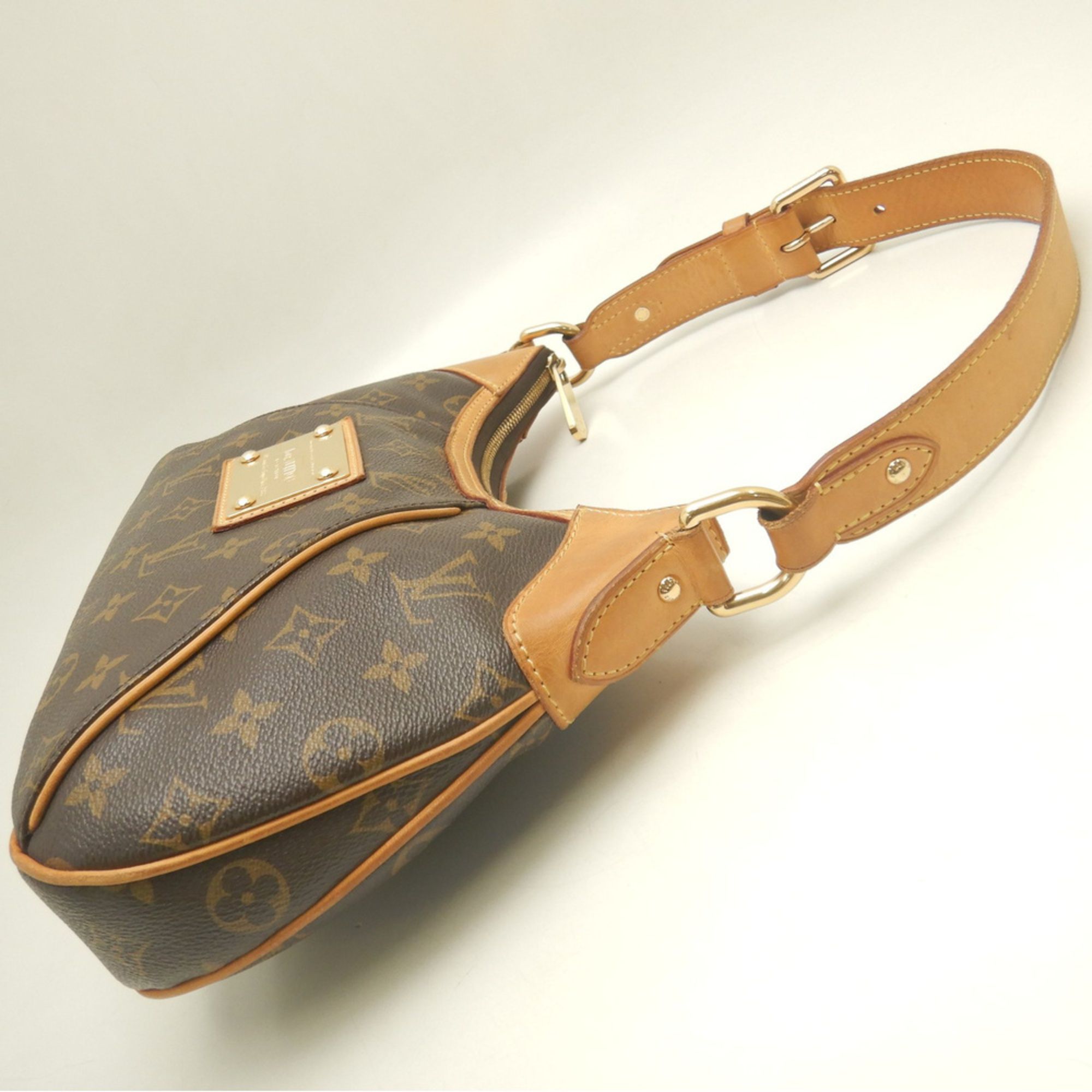 Canvas Shoulder Bag (Pre-Owned) - Louis Vuitton - Modalova