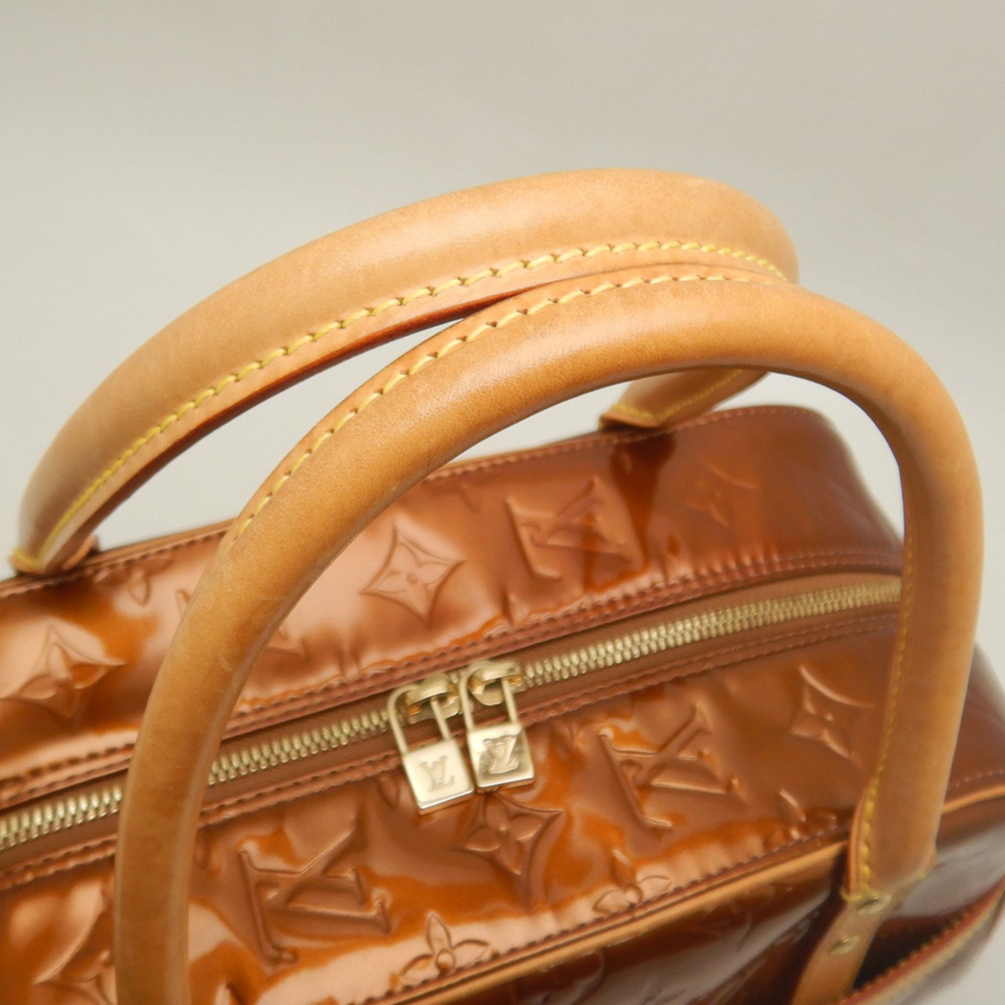 Vernis Handbag (Pre-Owned) - Louis Vuitton - Modalova