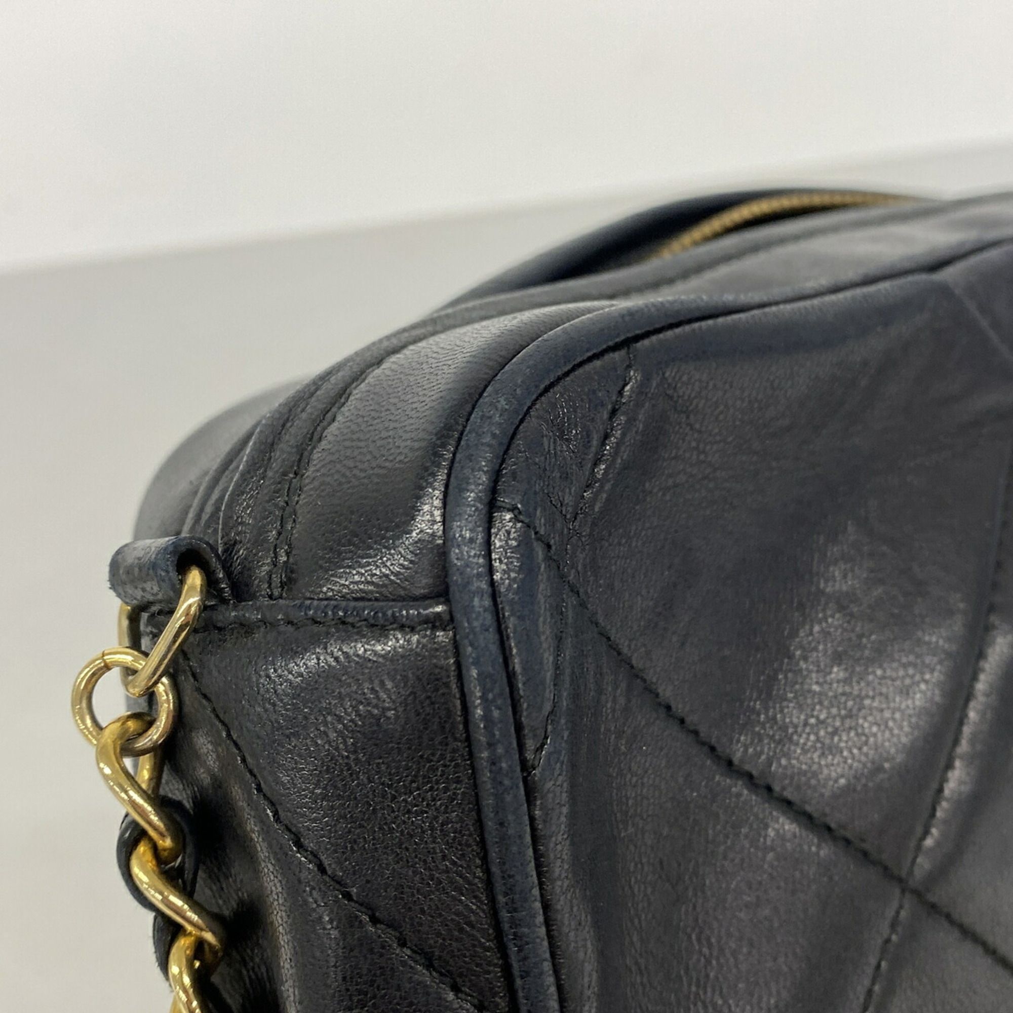 Leather Shoulder Bag (Pre-Owned) - Chanel - Modalova