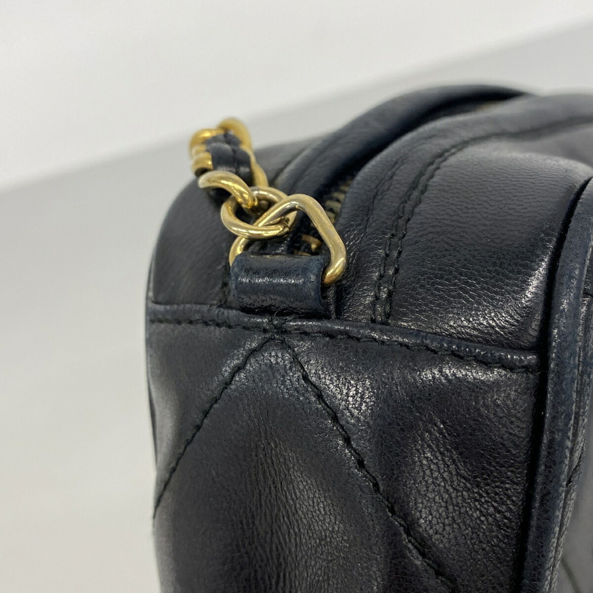 Leather Shoulder Bag (Pre-Owned) - Chanel - Modalova