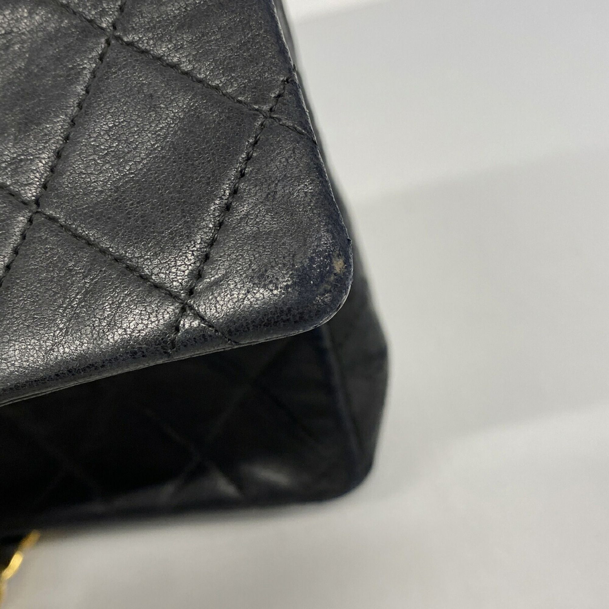 Leather Shoulder Bag (Pre-Owned) - Chanel - Modalova