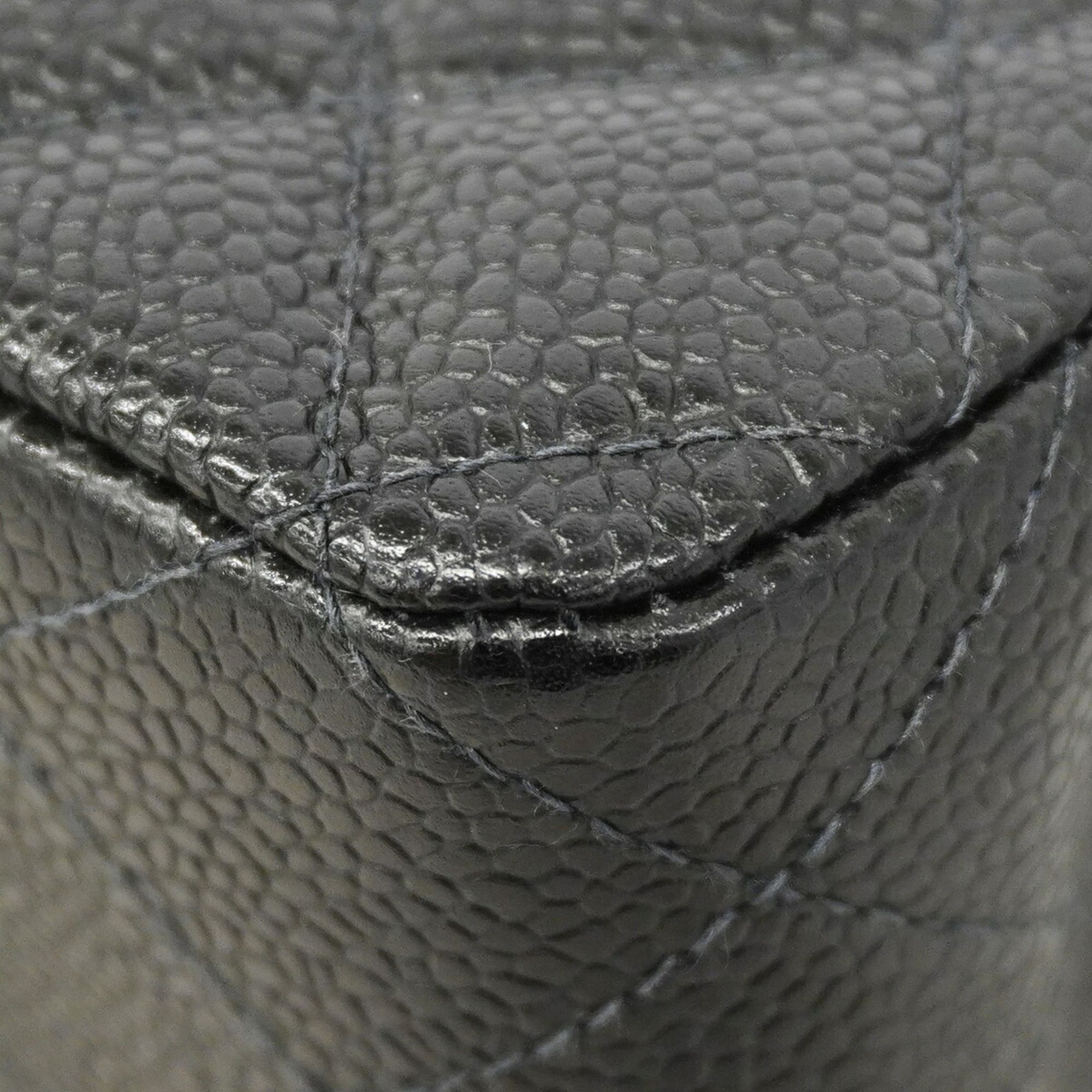 Grained Calfskin Shoulder Bag (Pre-Owned) - Chanel - Modalova
