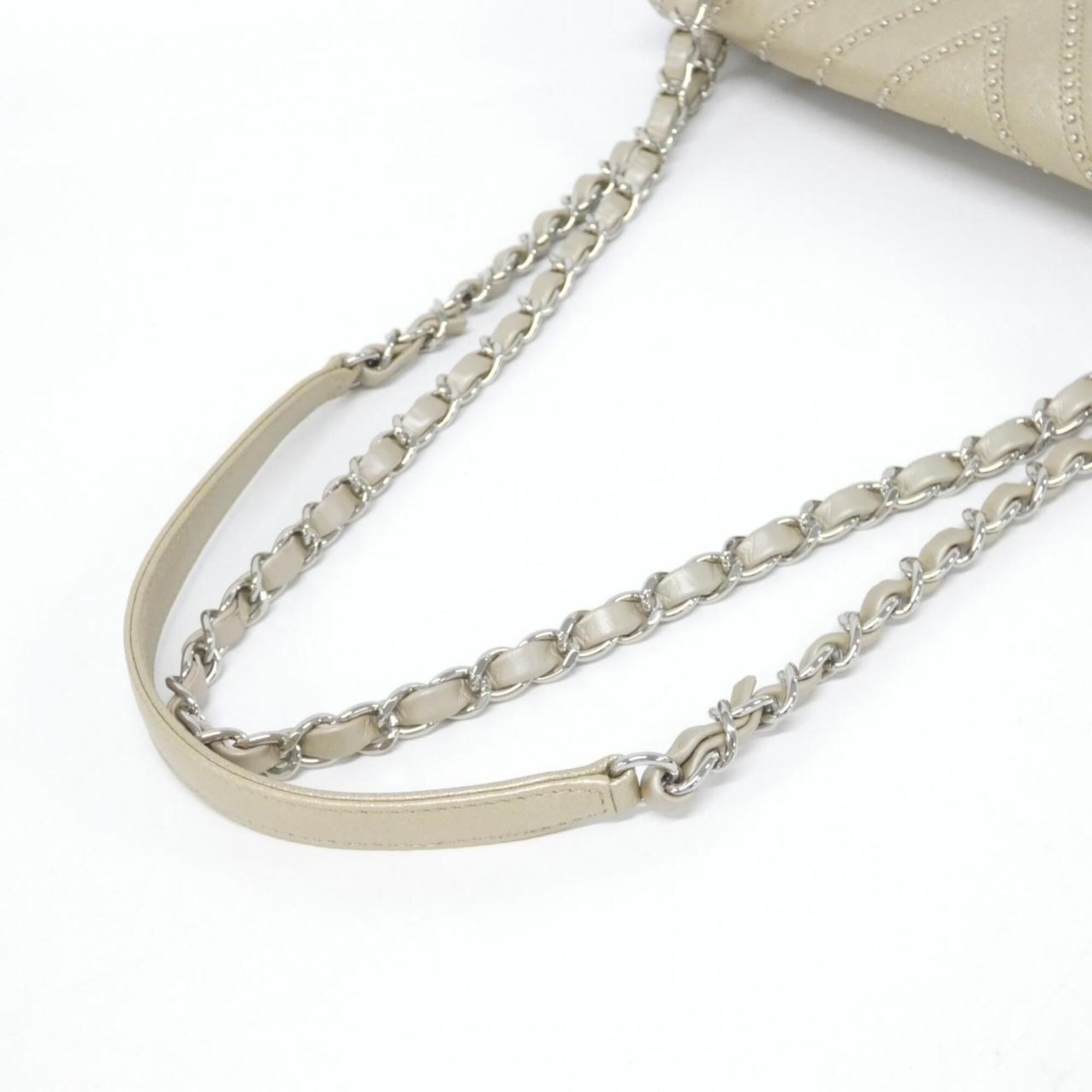 Leather Shoulder Bag (Pre-Owned) - Chanel - Modalova