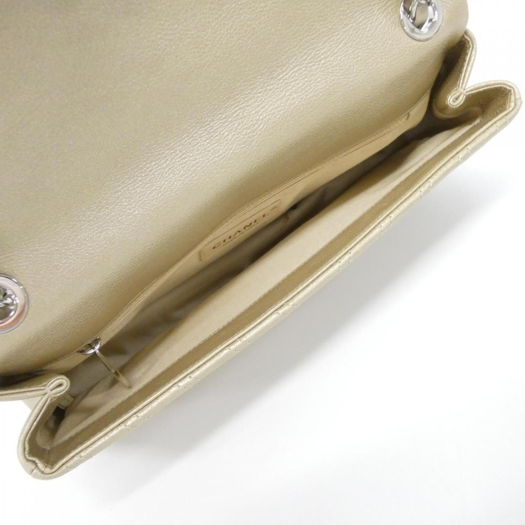 Leather Shoulder Bag (Pre-Owned) - Chanel - Modalova