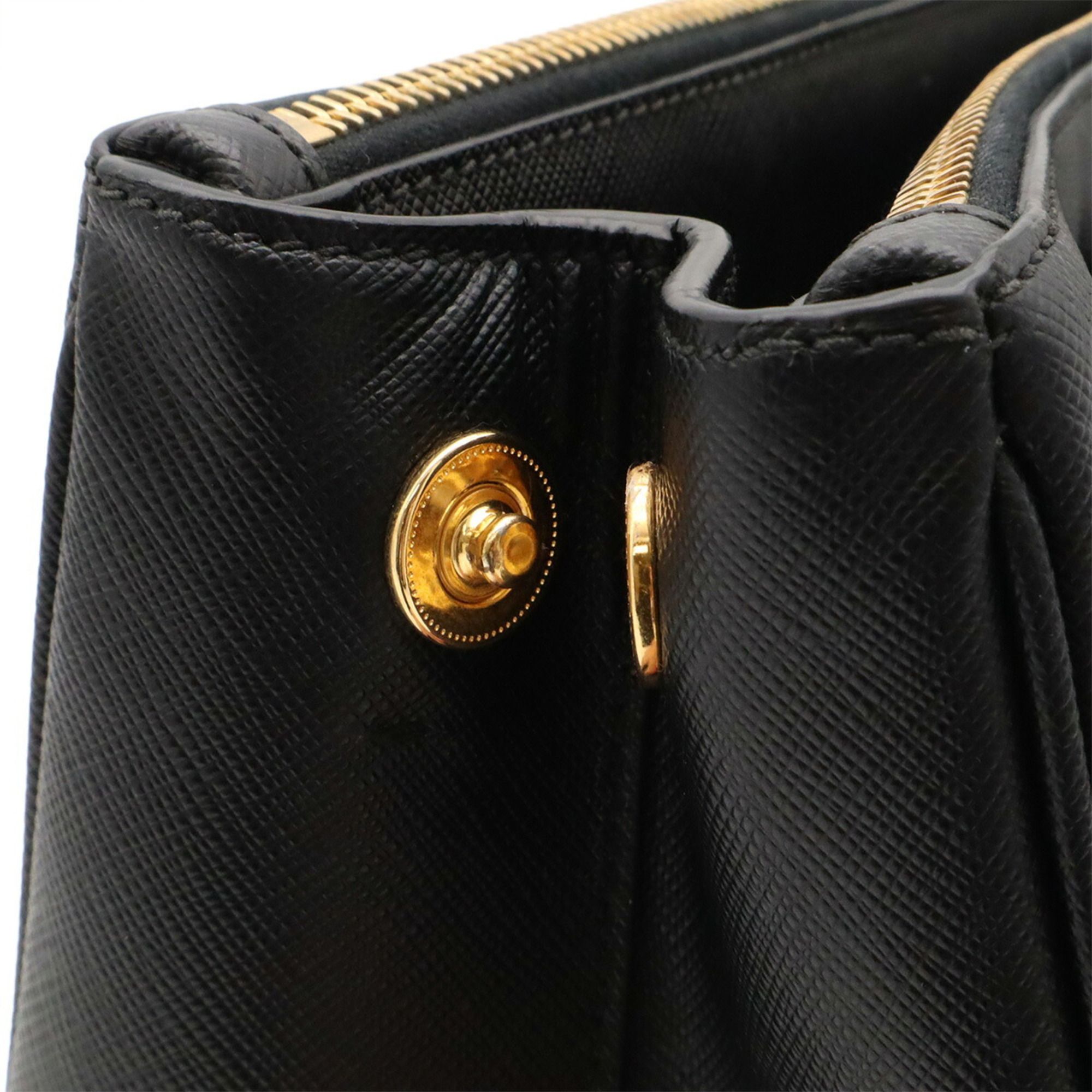 Leather Handbag (Pre-Owned) - Prada - Modalova