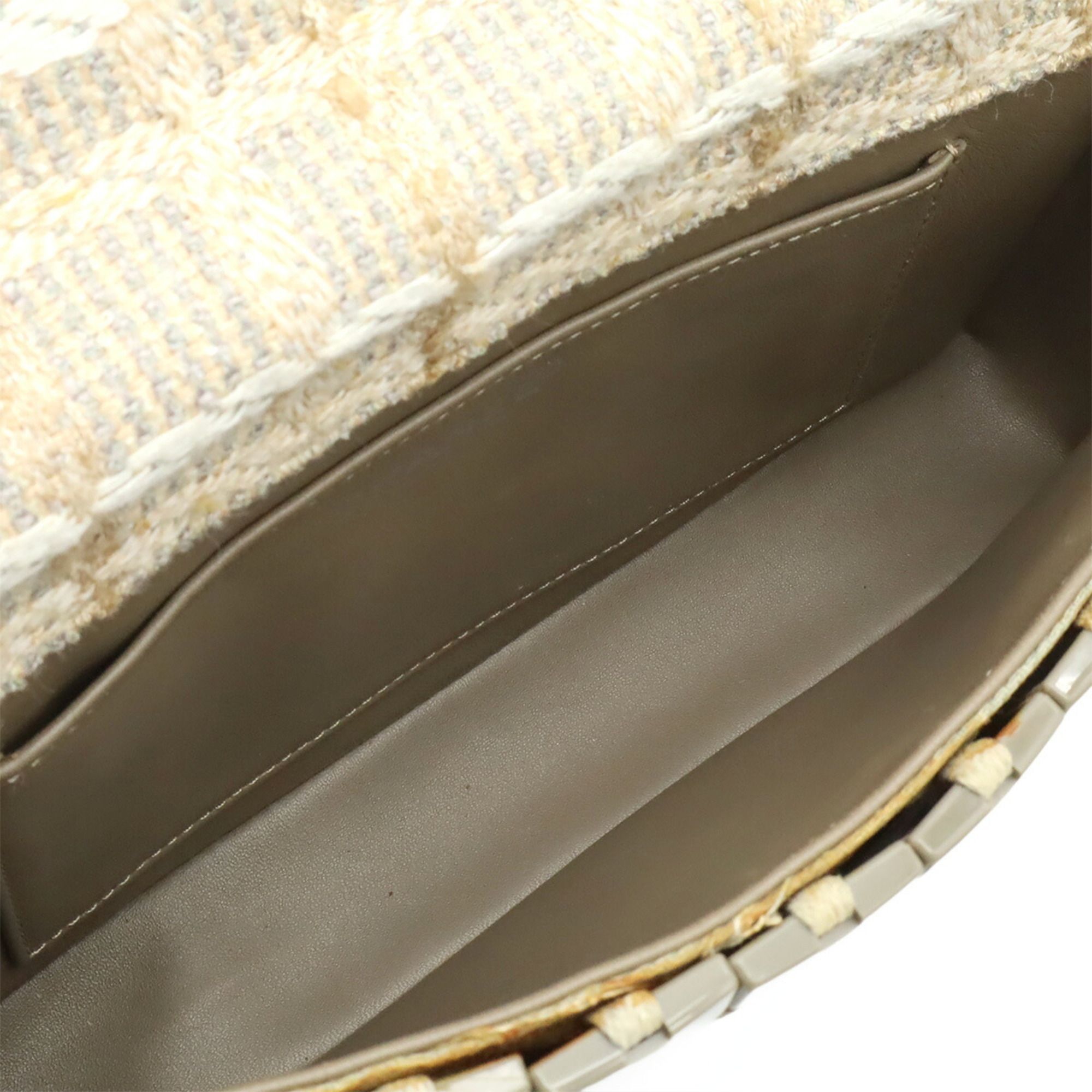 Plastic Shoulder Bag (Pre-Owned) - Chanel - Modalova