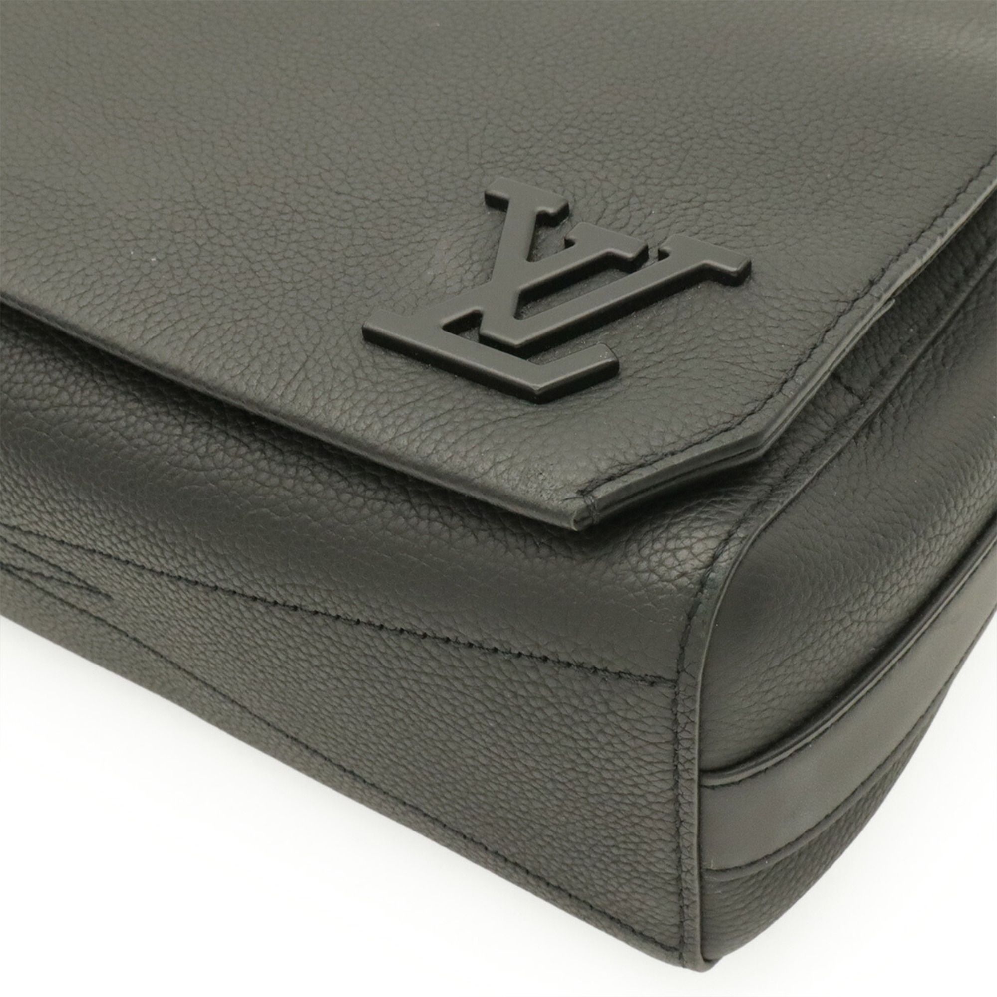 Leather Shoulder Bag (Pre-Owned) - Louis Vuitton - Modalova