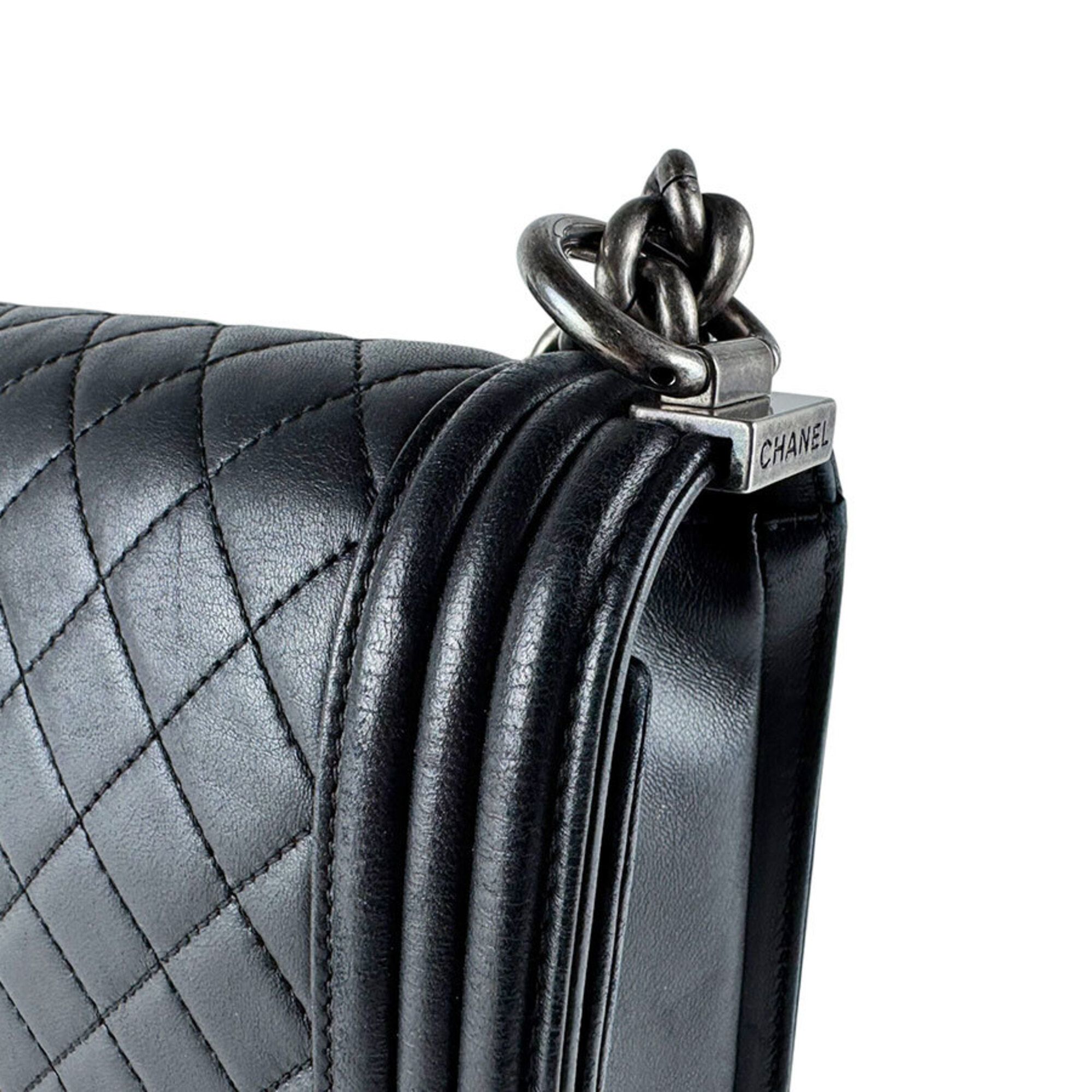 Leather Shoulder Bag (Pre-Owned) - Chanel - Modalova