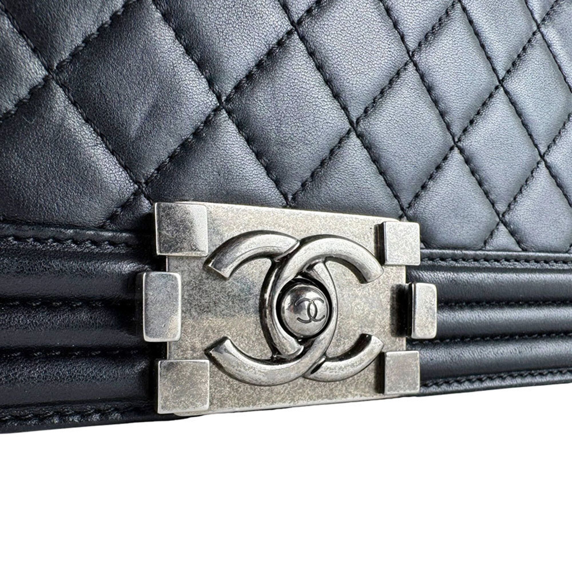 Leather Shoulder Bag (Pre-Owned) - Chanel - Modalova
