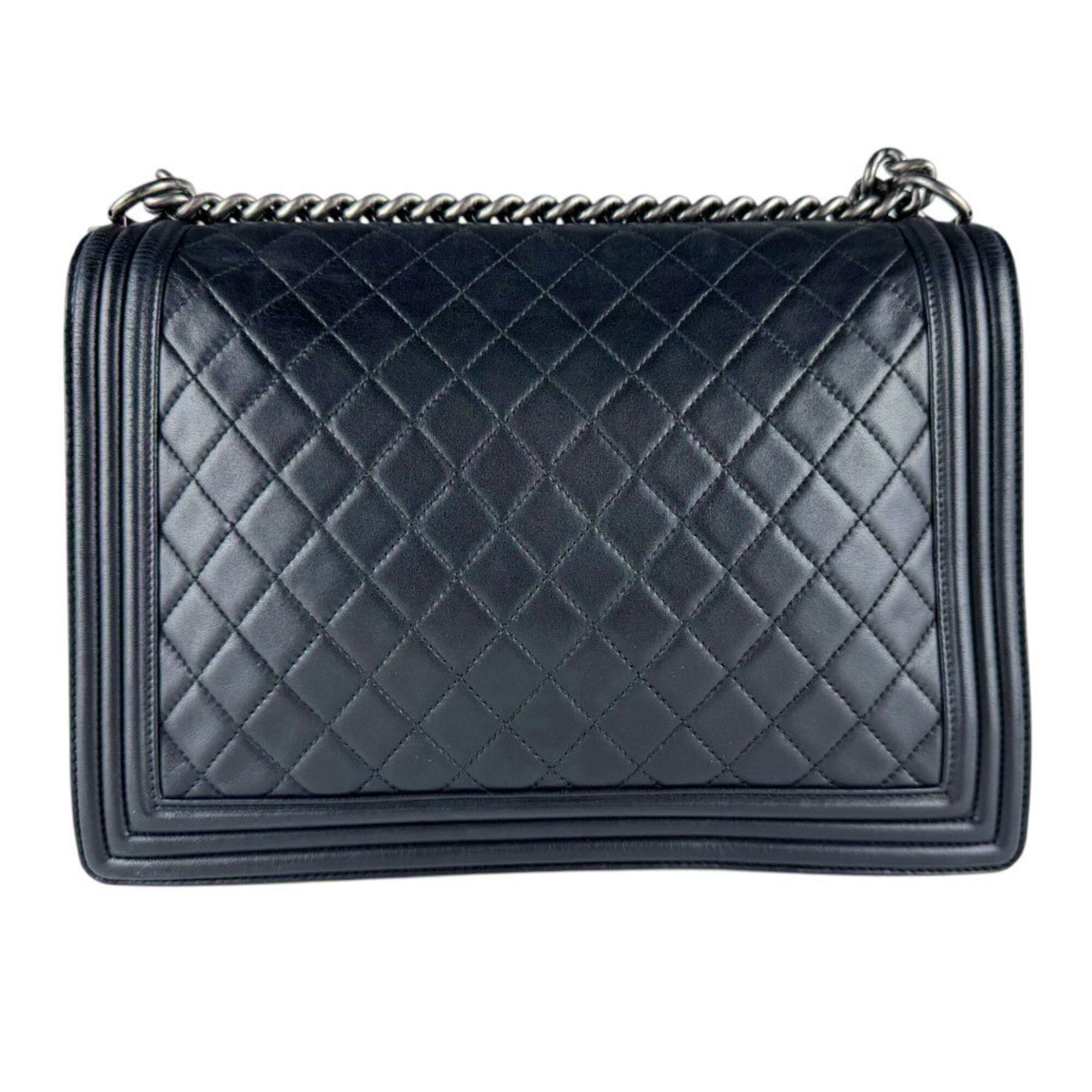 Leather Shoulder Bag (Pre-Owned) - Chanel - Modalova